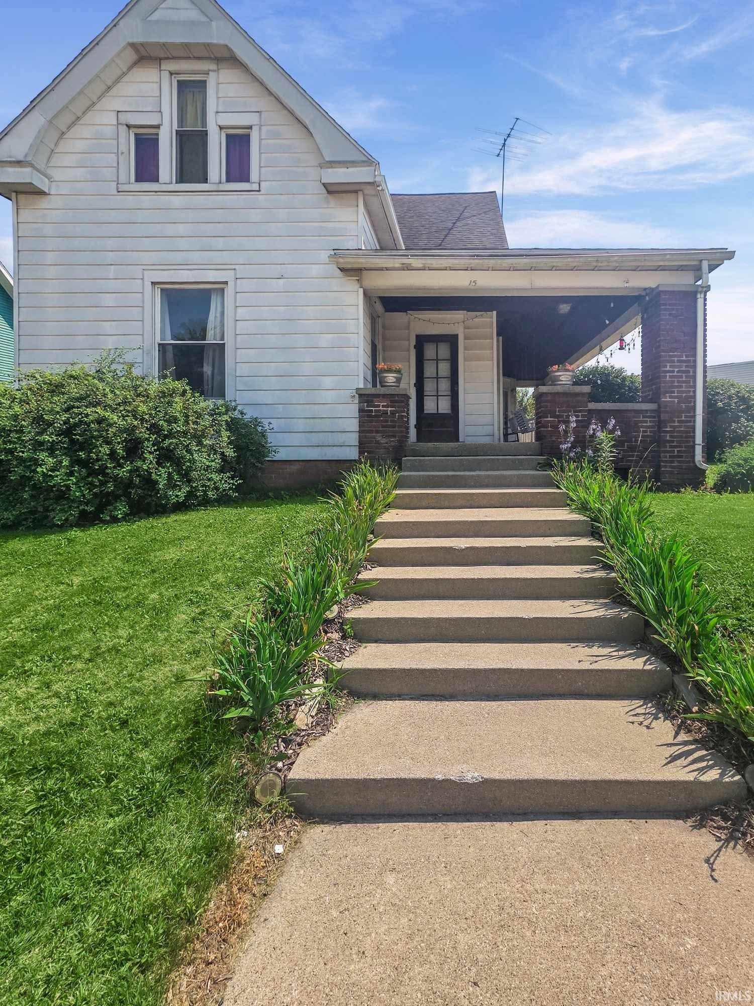 Homes for sale in Rossville, IN | 15 E Main St, Rossville, IN 46065 | MLS# 202618987
