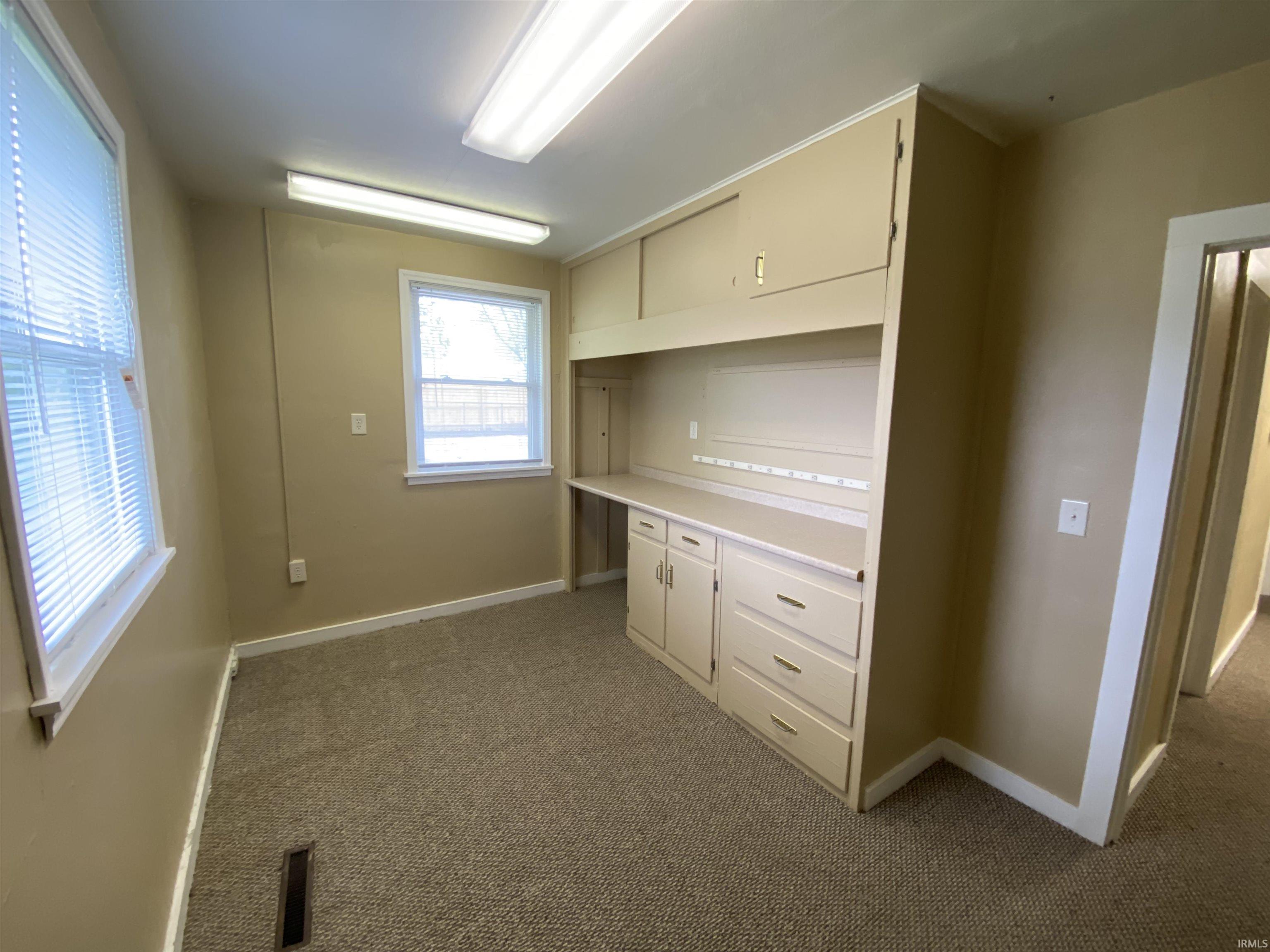 Photo 7 of 413 S Scott Street