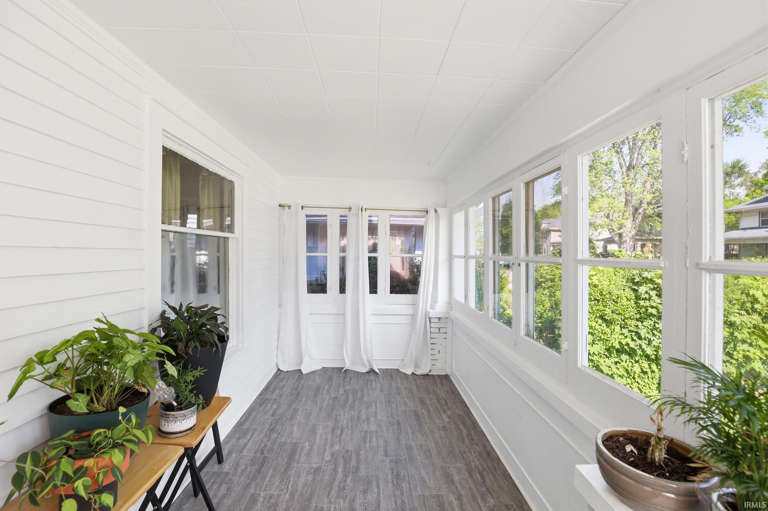 Photo 5 of 1123 Kinsmoor Avenue