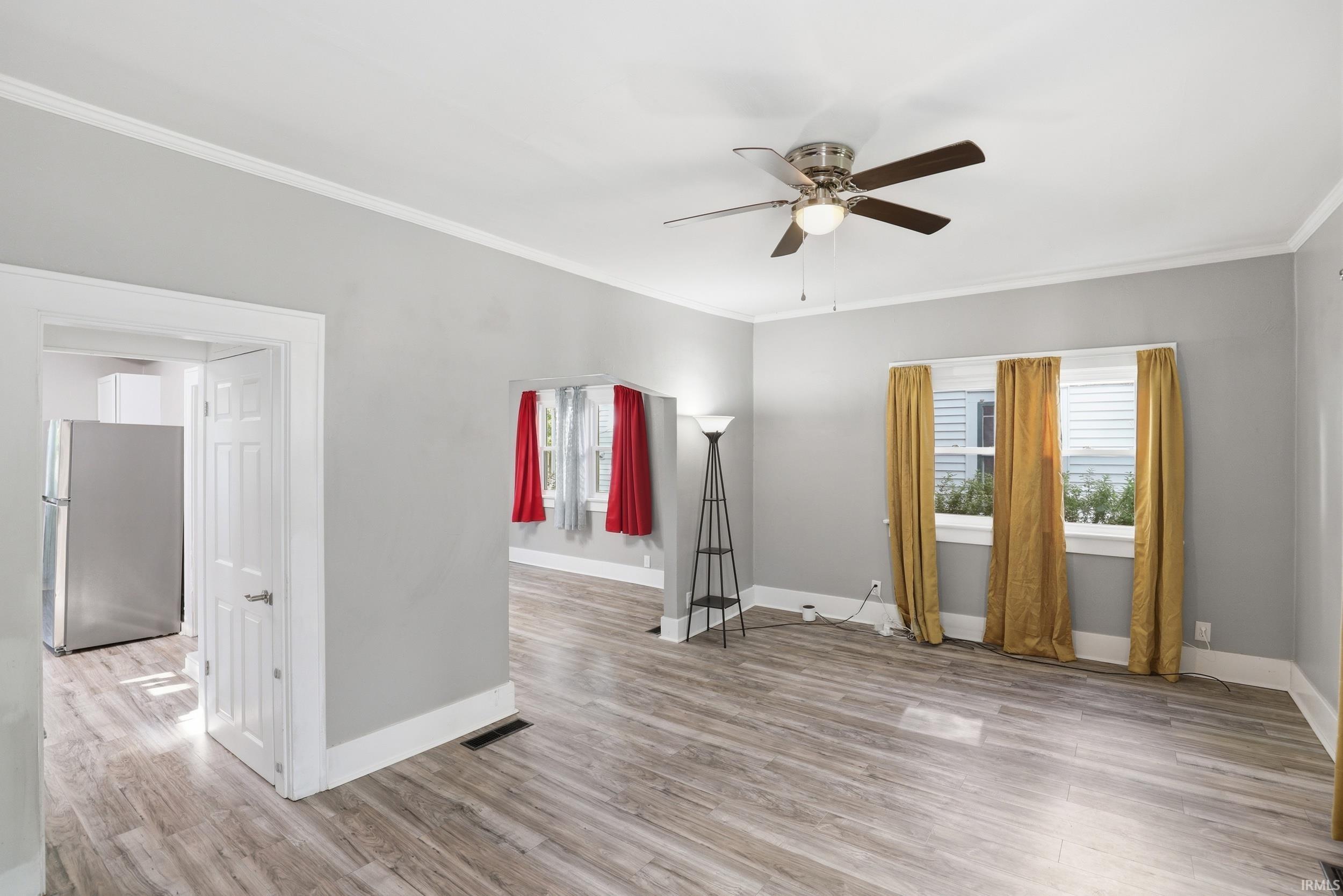 Photo 8 of 1123 Kinsmoor Avenue