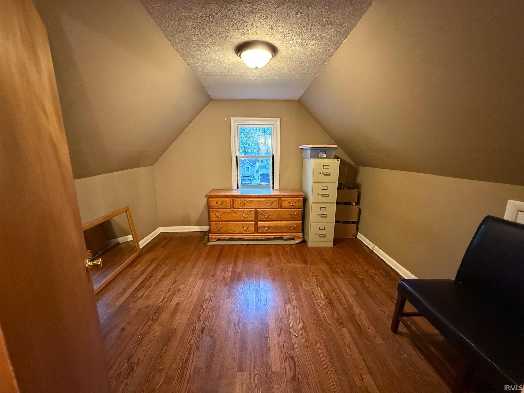 2nd Upstairs bedroom