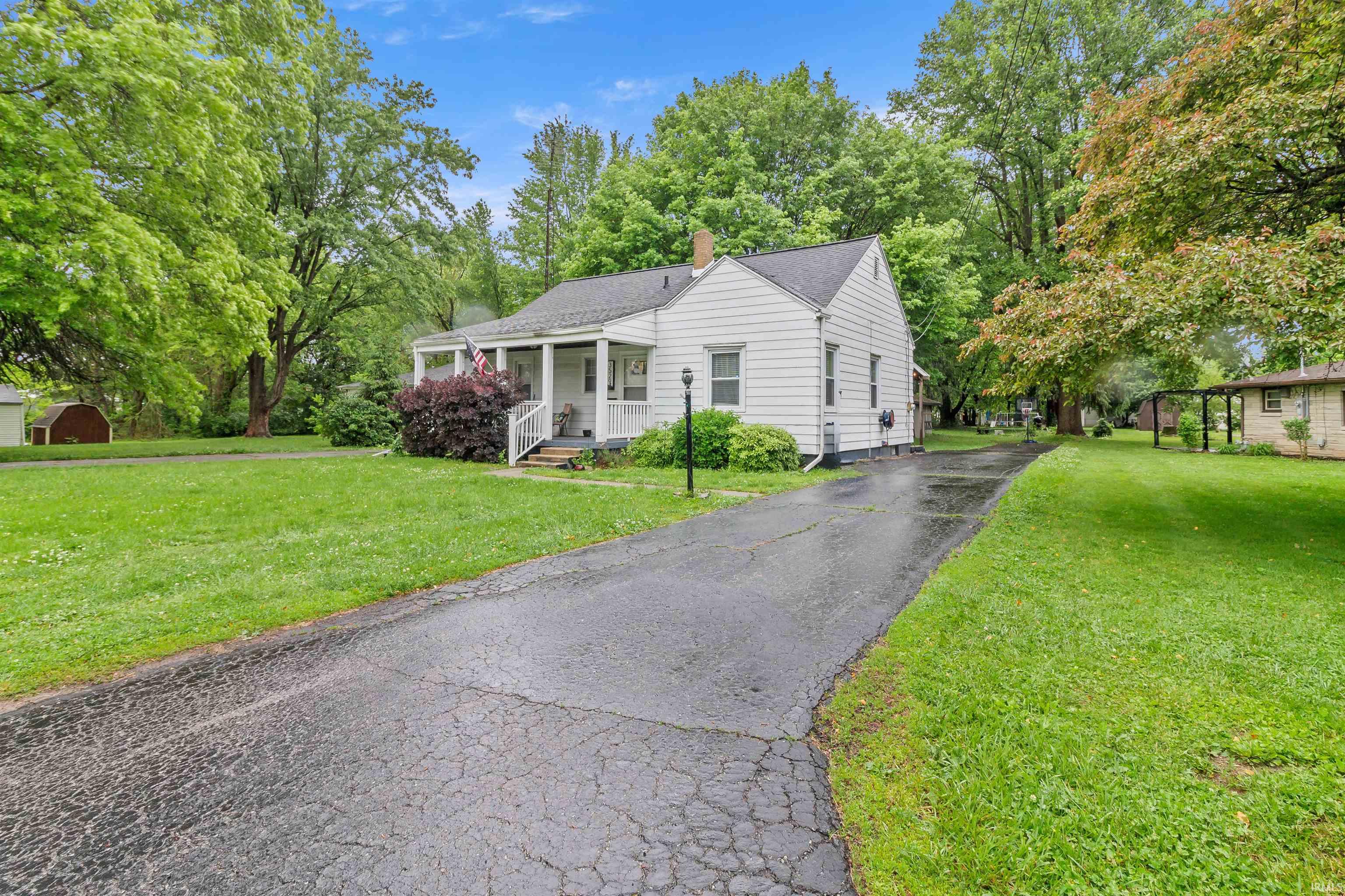 2nd image of 3529 S Home Ave, Marion, IN 46953 | MLS# 202619108