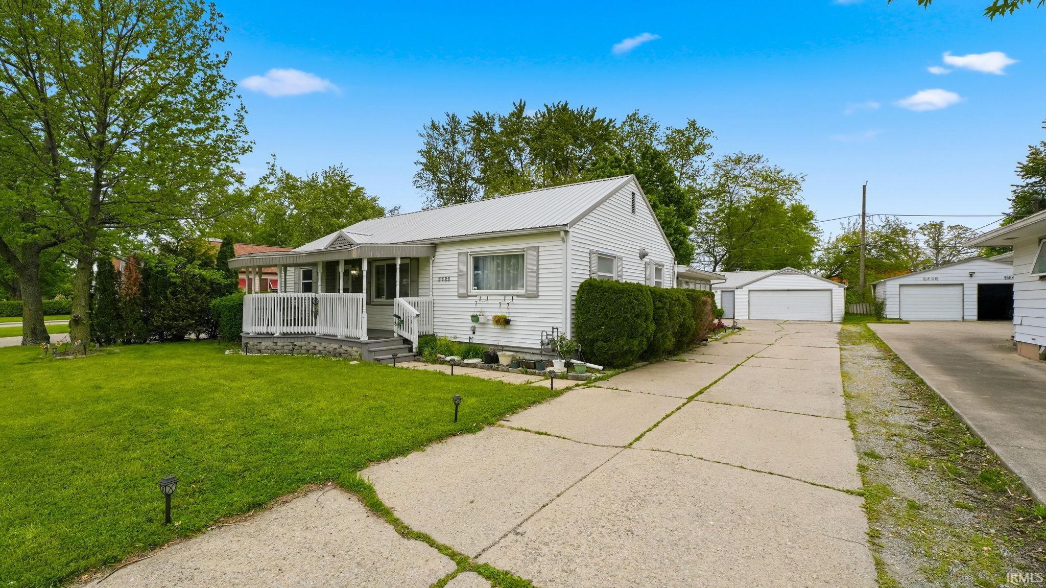 Photo 1 of 5525 Fairfield Avenue