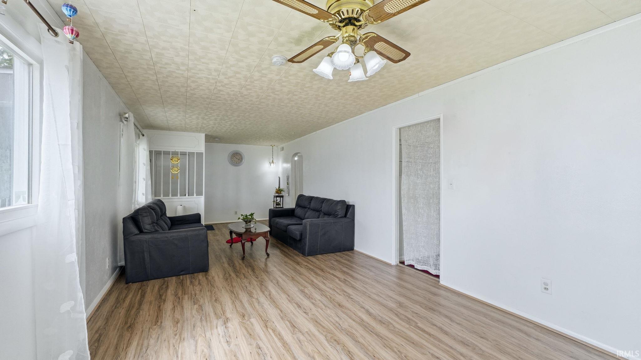 Photo 5 of 5525 Fairfield Avenue