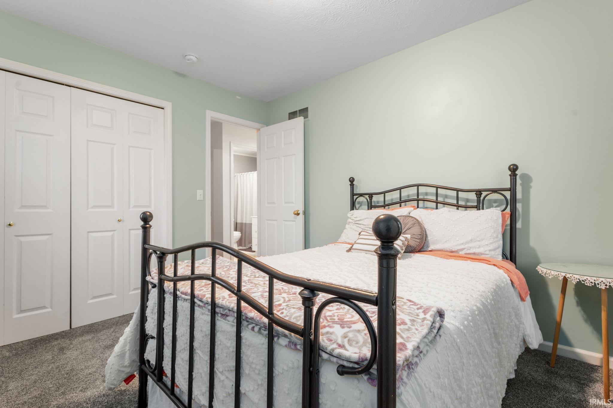 Photo 17 of 18991 Meadowflower Drive