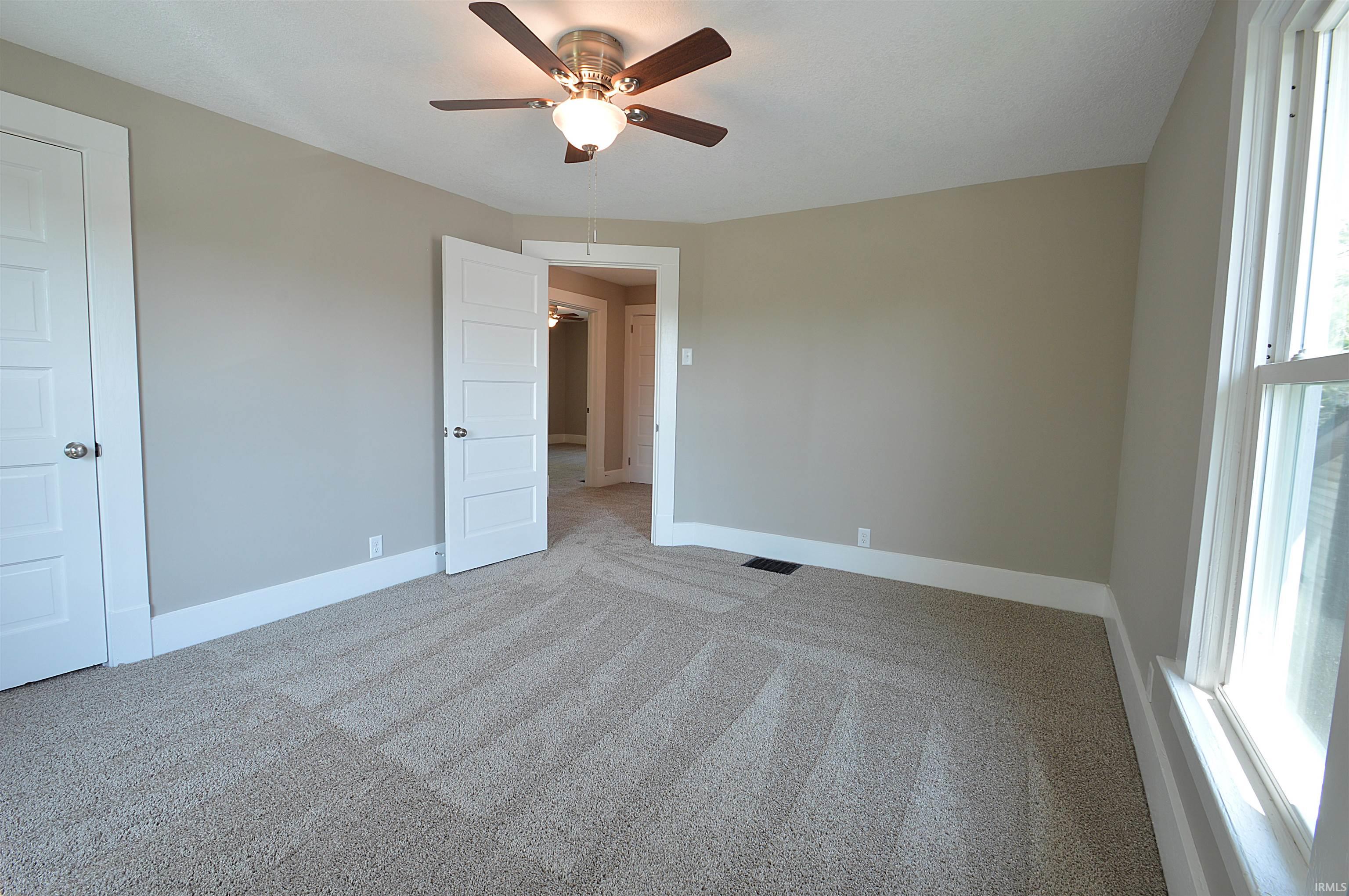 Photo 20 of 710 W Park Drive