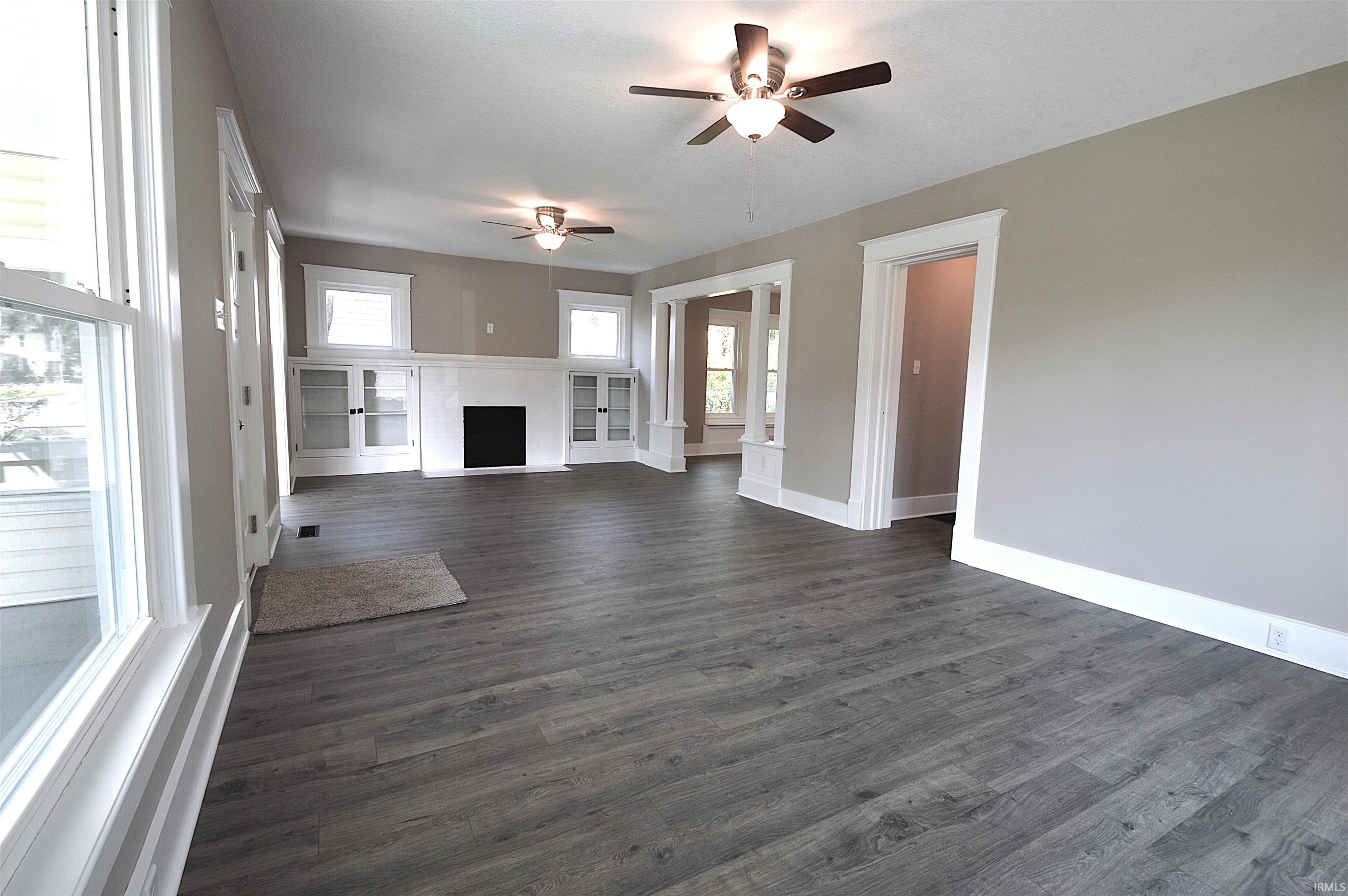 Photo 4 of 710 W Park Drive