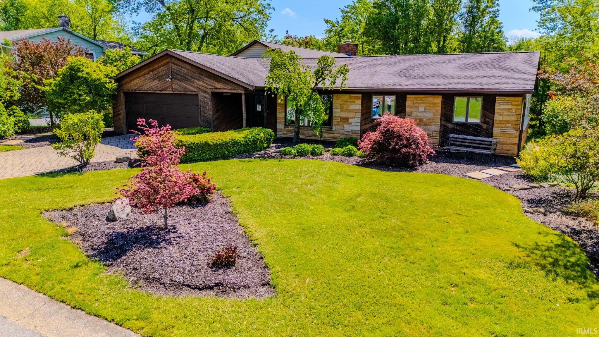 Homes for sale in Wabash, IN | 631 Crown Hill Dr, Wabash, IN 46992 | MLS# 202619181