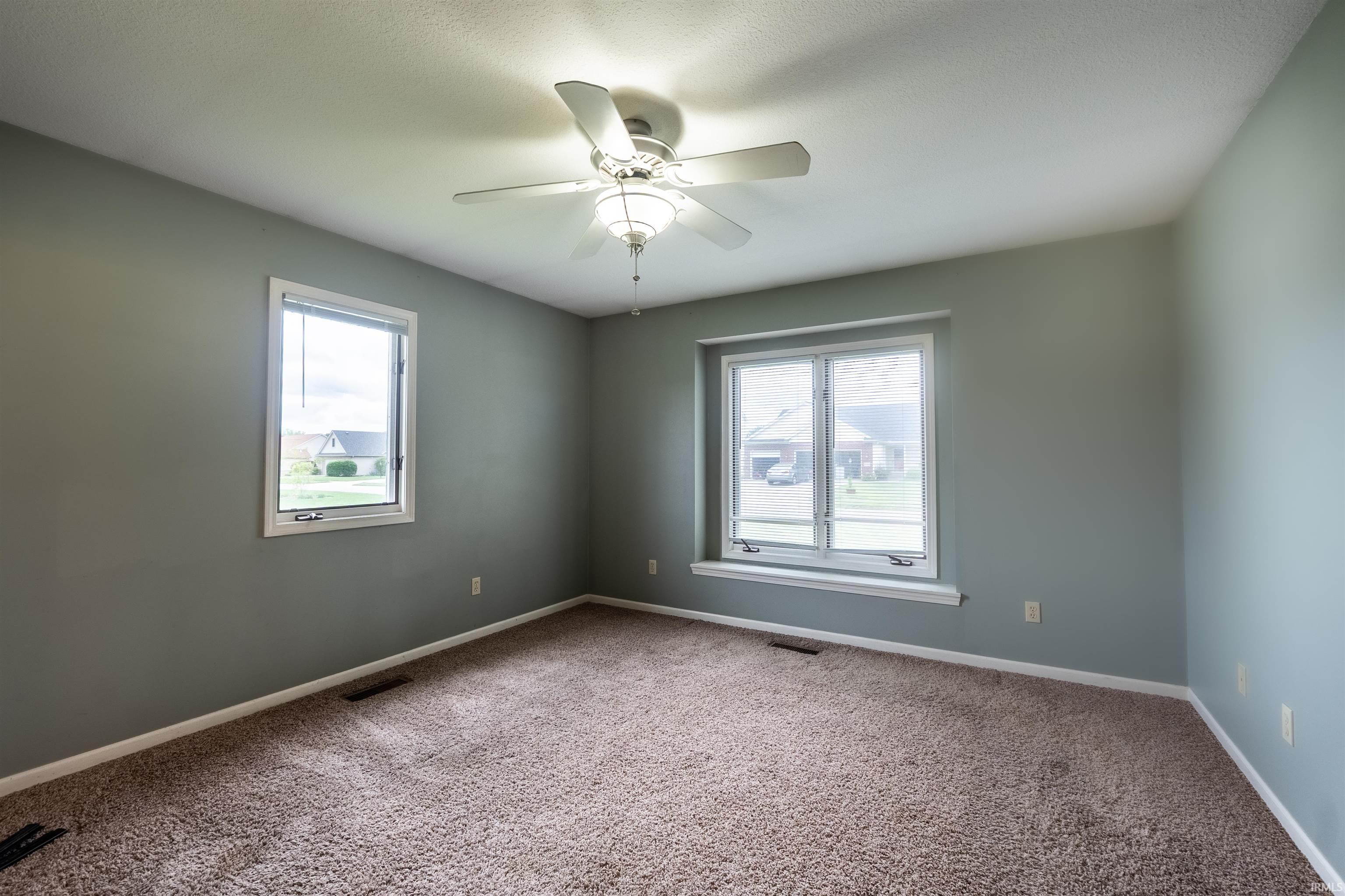Photo 18 of 1735 Greythorn Drive