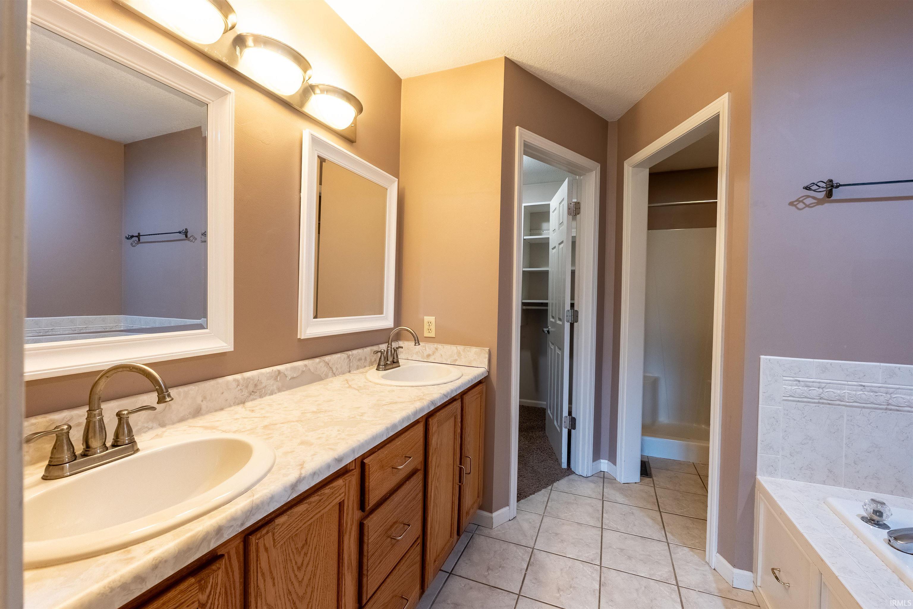 Photo 20 of 1735 Greythorn Drive