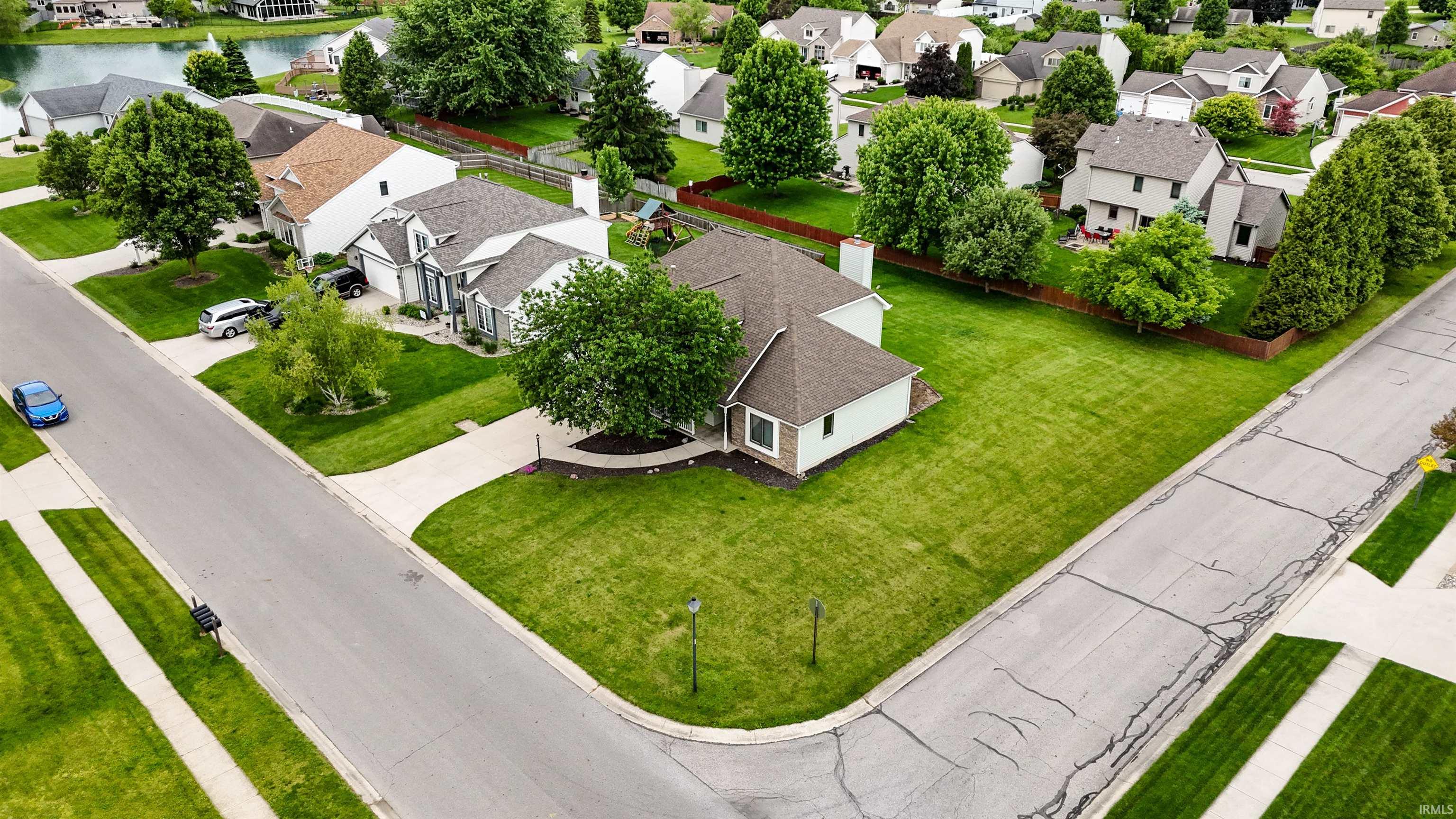 Photo 33 of 1735 Greythorn Drive