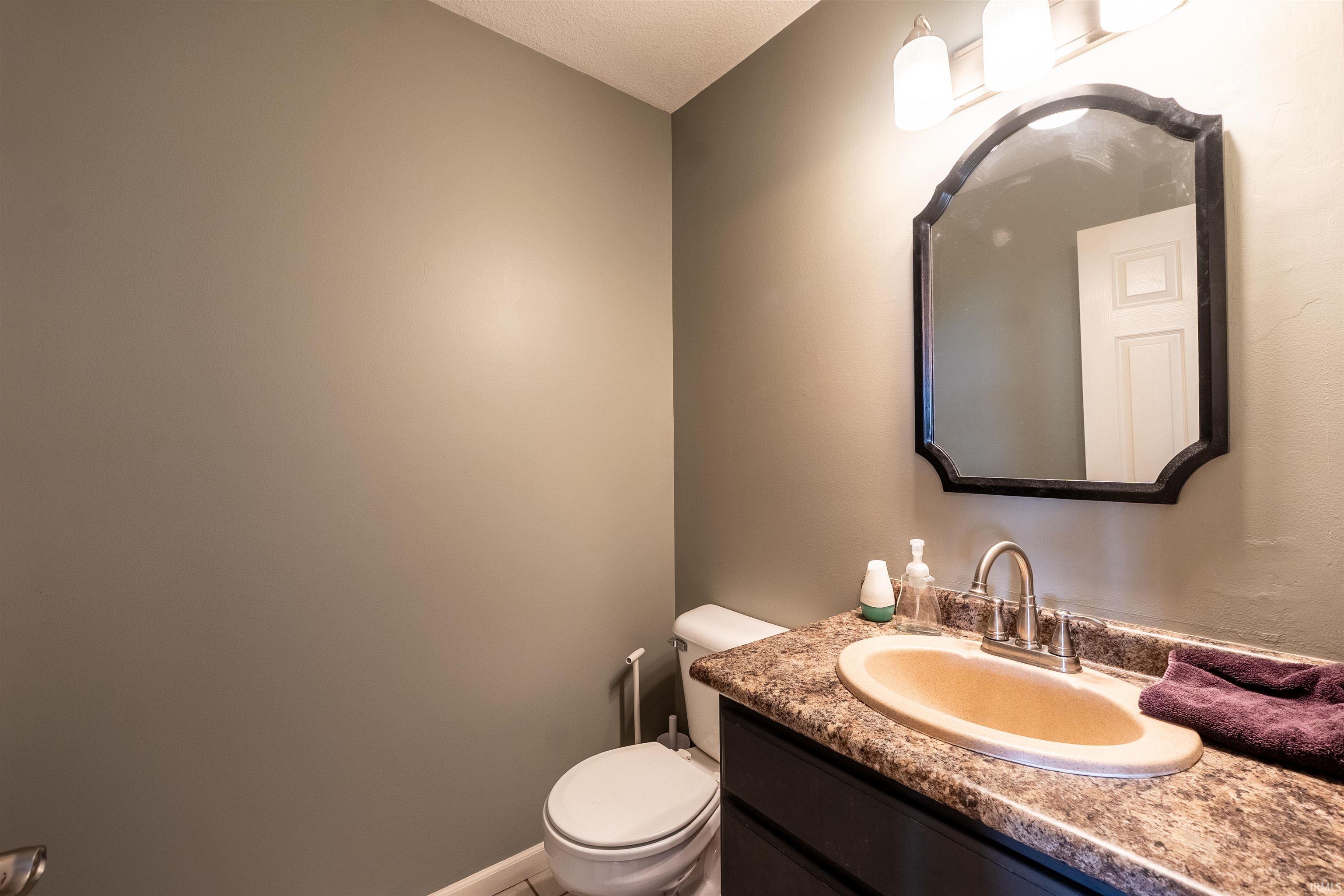 Photo 7 of 1735 Greythorn Drive