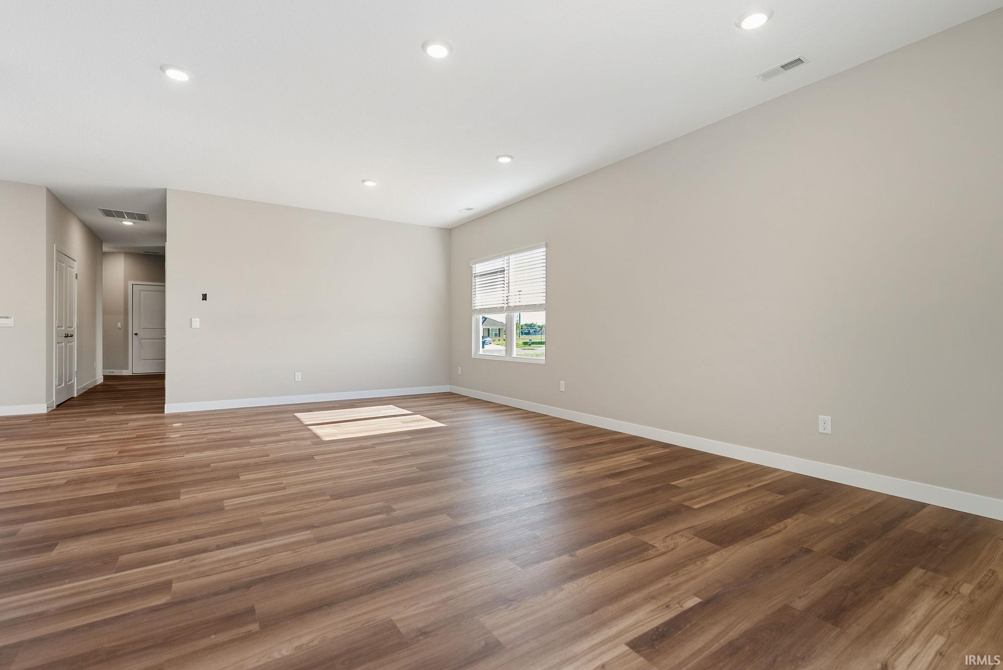 Photo 4 of Manufactured home for sale at 1031 Butler Lake Ct, Fort Wayne, IN 46818 | MLS# 202619371 | Listing updated on 2026-09-16