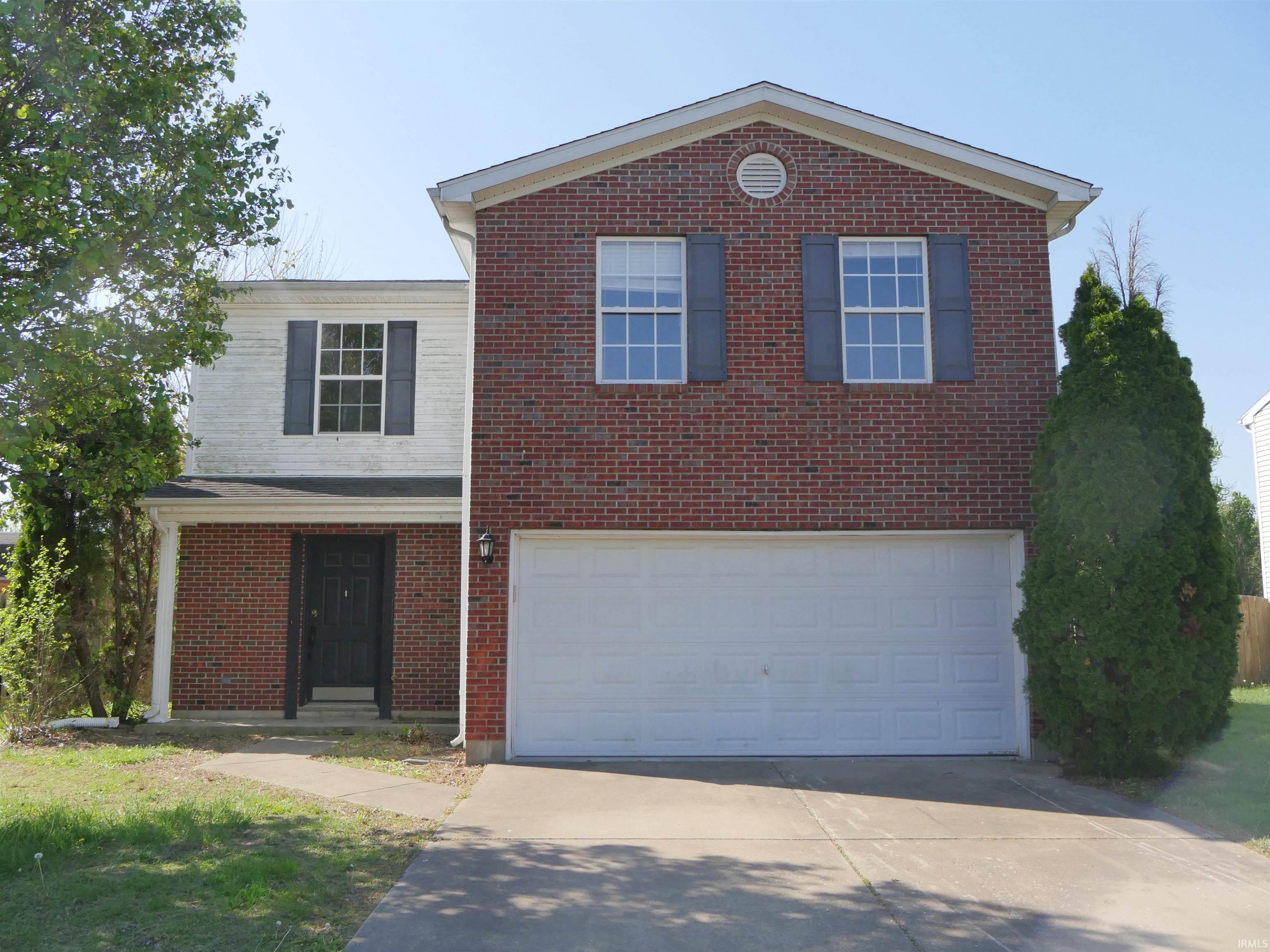Homes for sale in Newburgh, IN | 8145 Blake Blvd, Newburgh, IN 47630 | MLS# 202619405