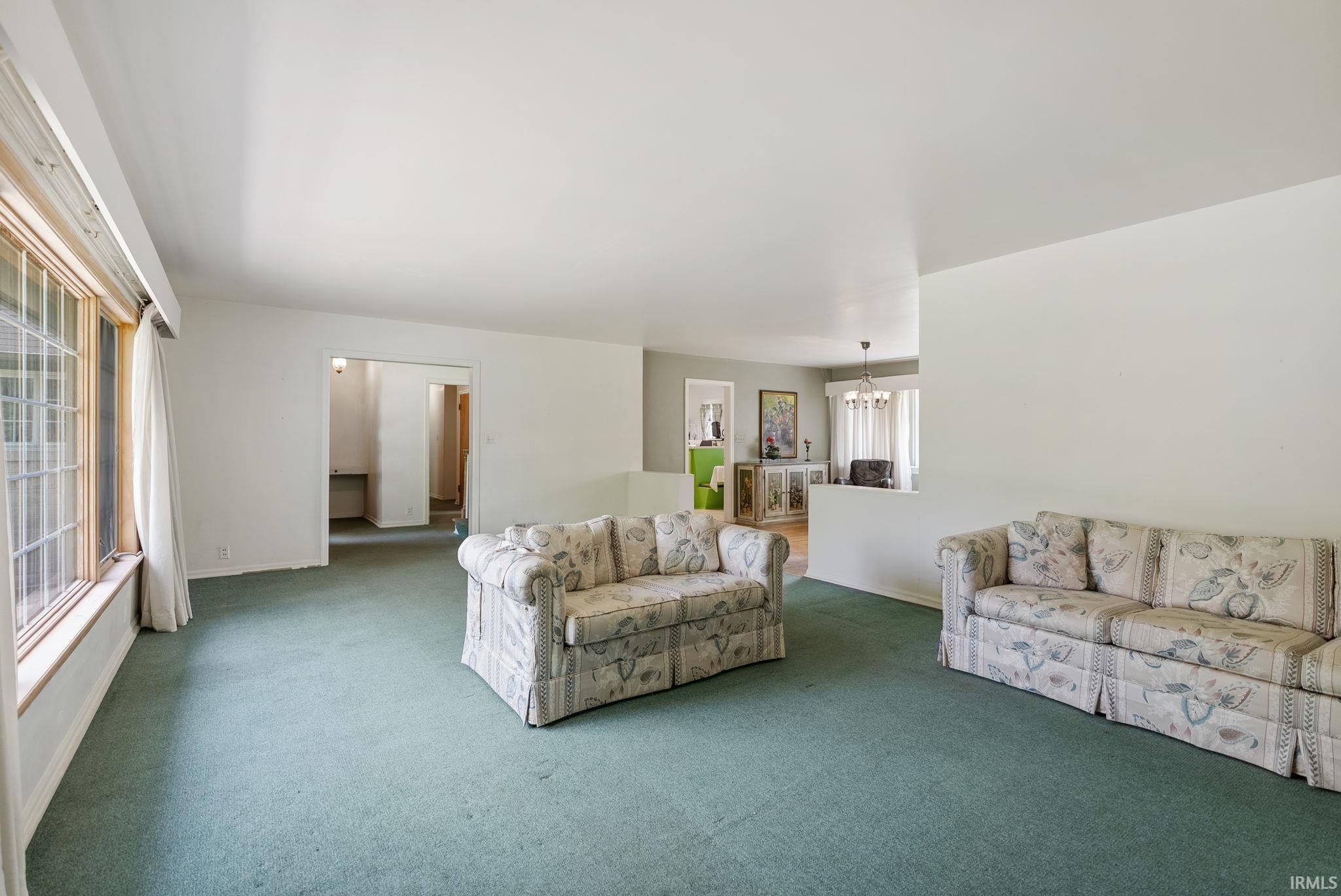 Photo 6 of 1502 Hawthorn Road