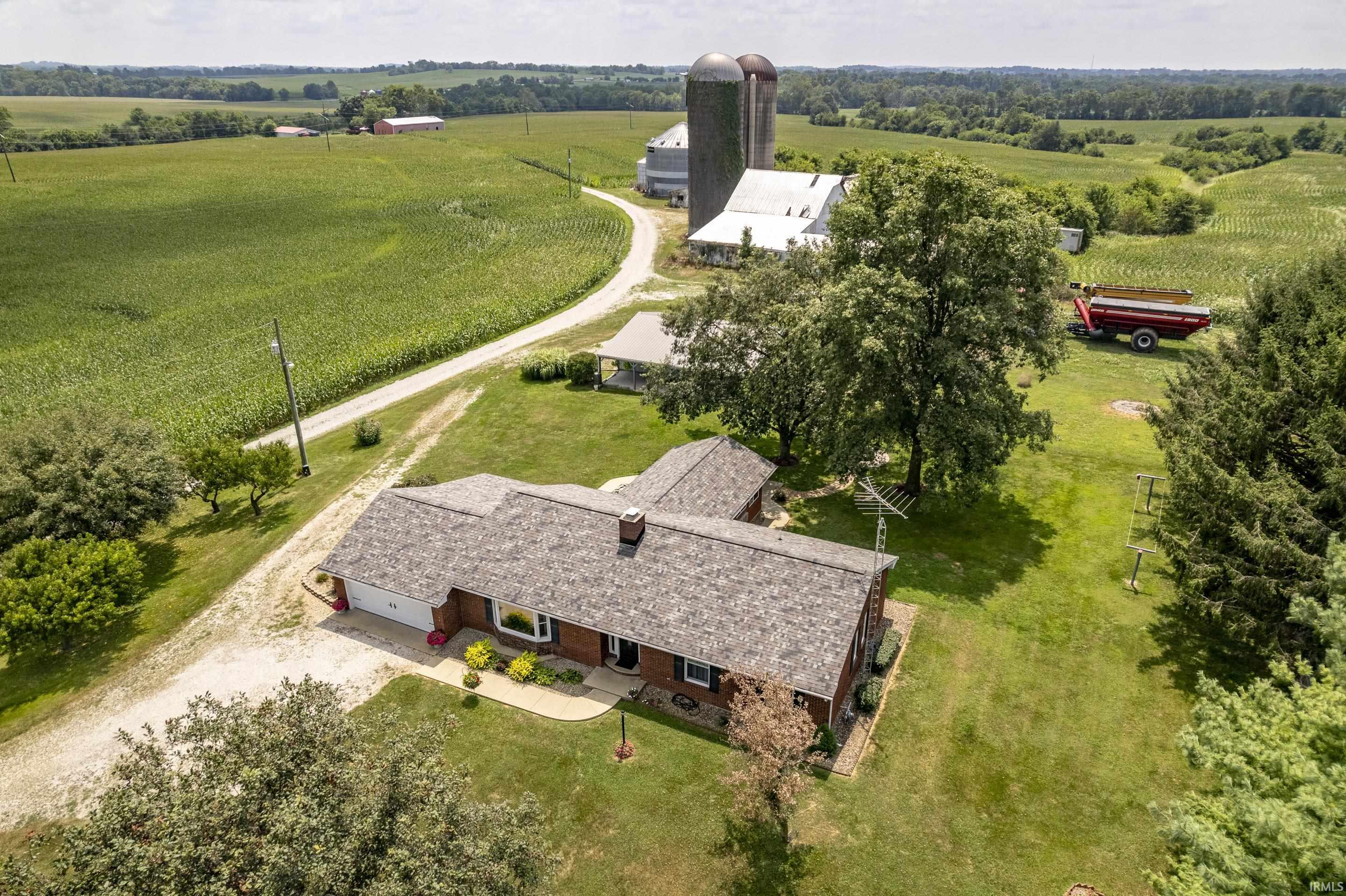 5th image of 747 E Lewellen Rd, Salem, IN 47167 | MLS# 202619574