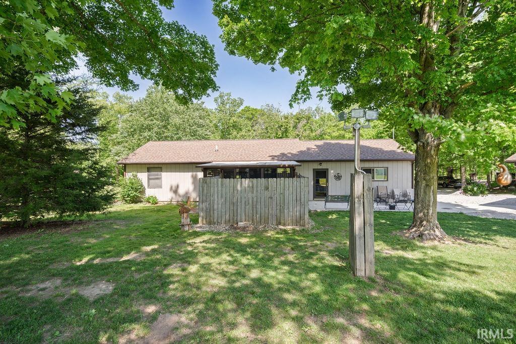 Photo 21 of 249 N Mississinewa Court