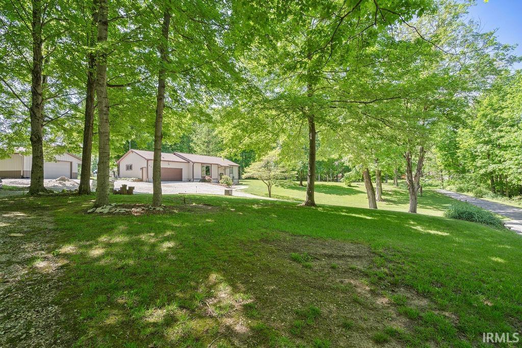 Photo 25 of 249 N Mississinewa Court