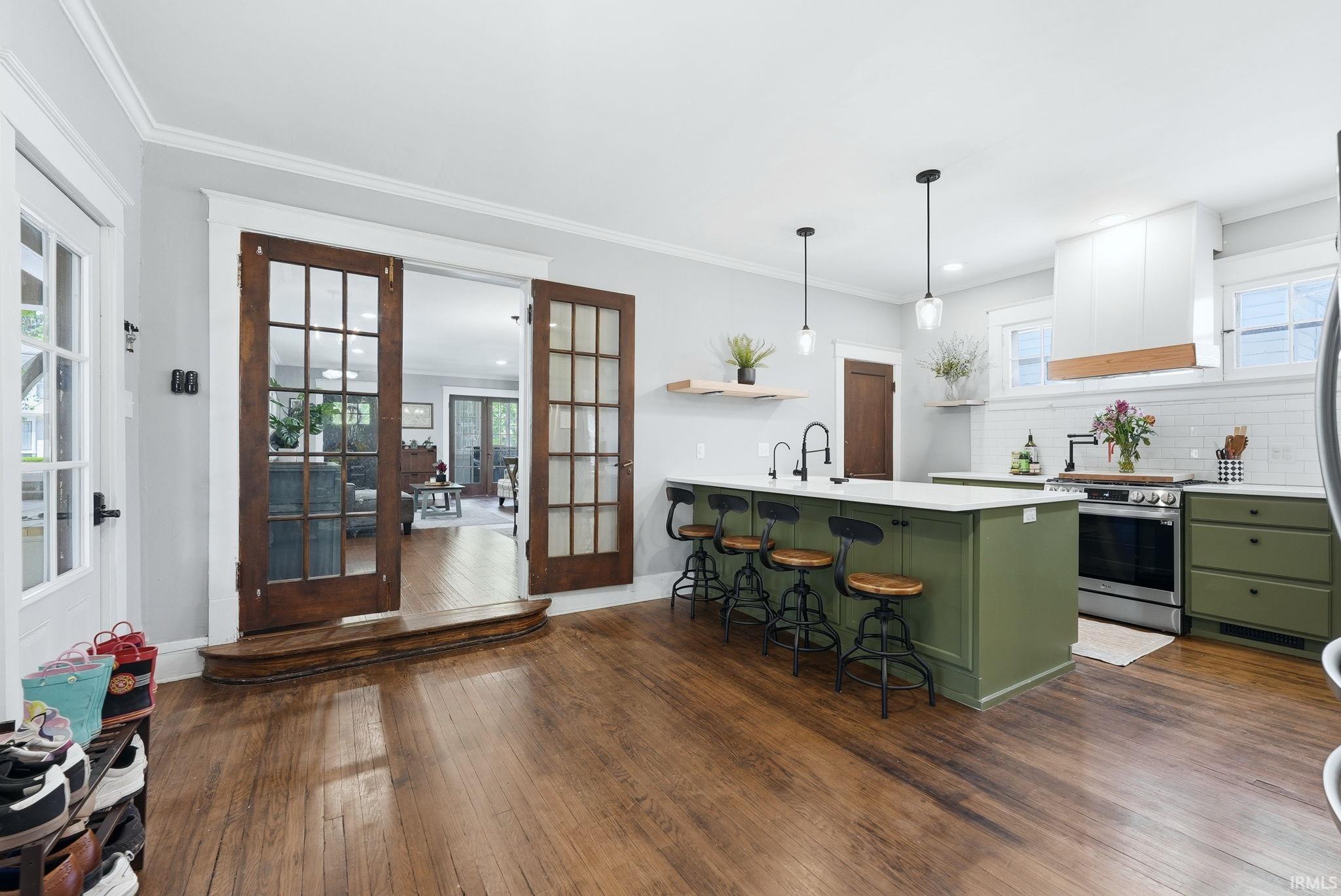Photo 14 of 1115 W Washington Boulevard