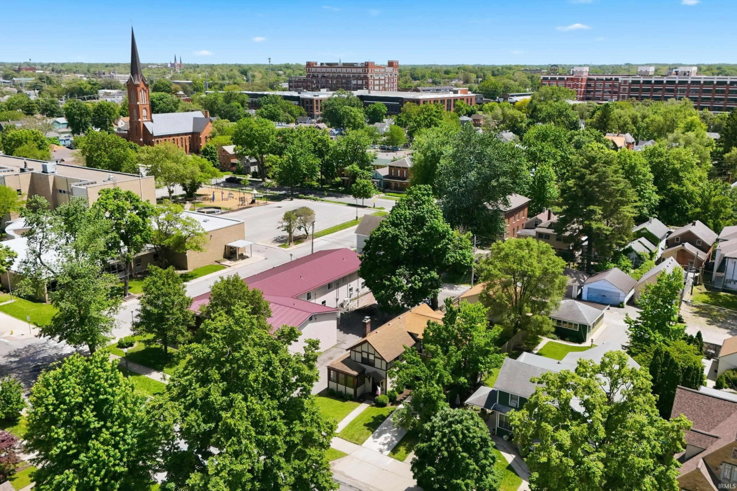 Photo 34 of 1115 W Washington Boulevard