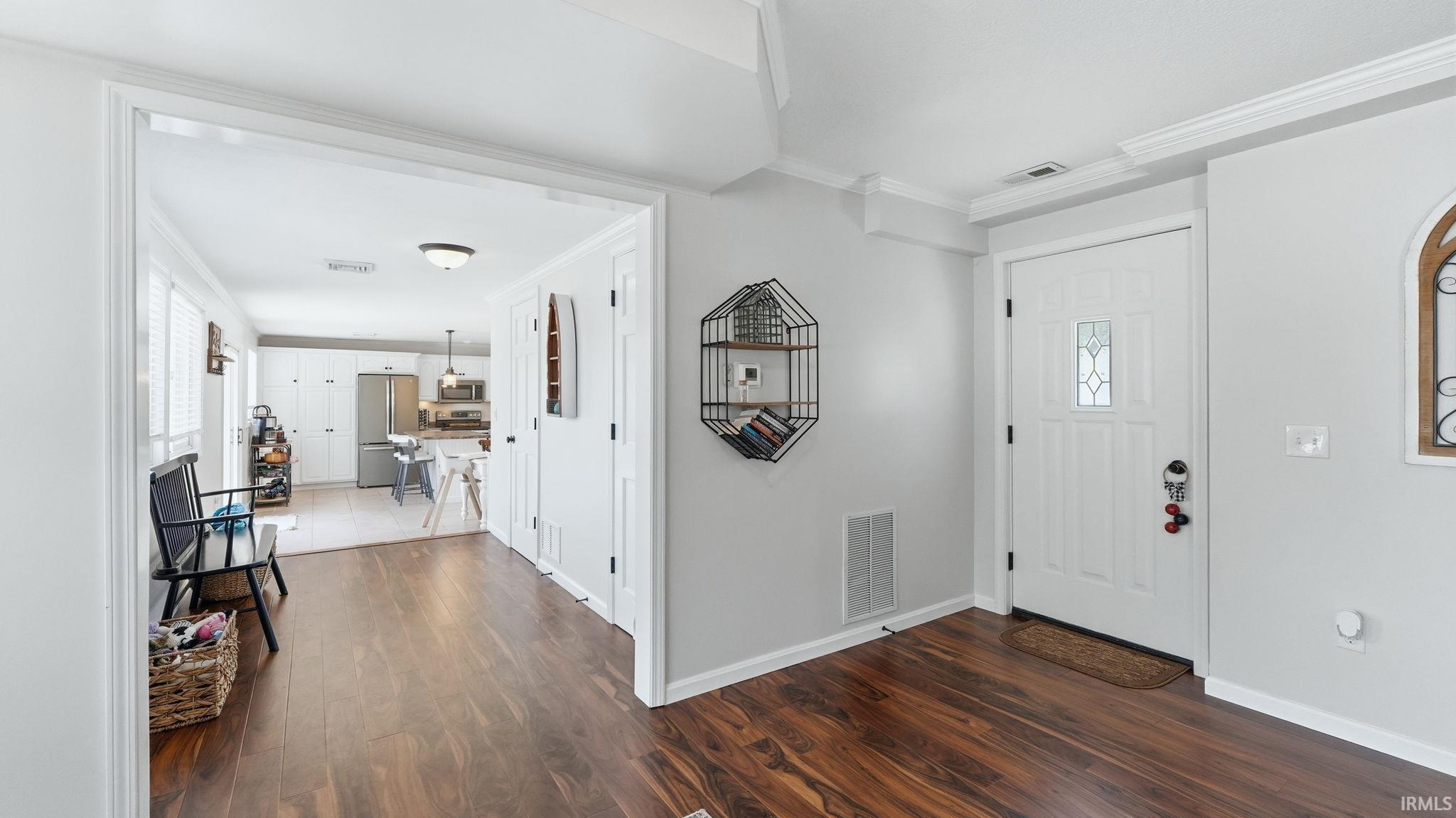 Photo 4 of 1420 N Shore Drive