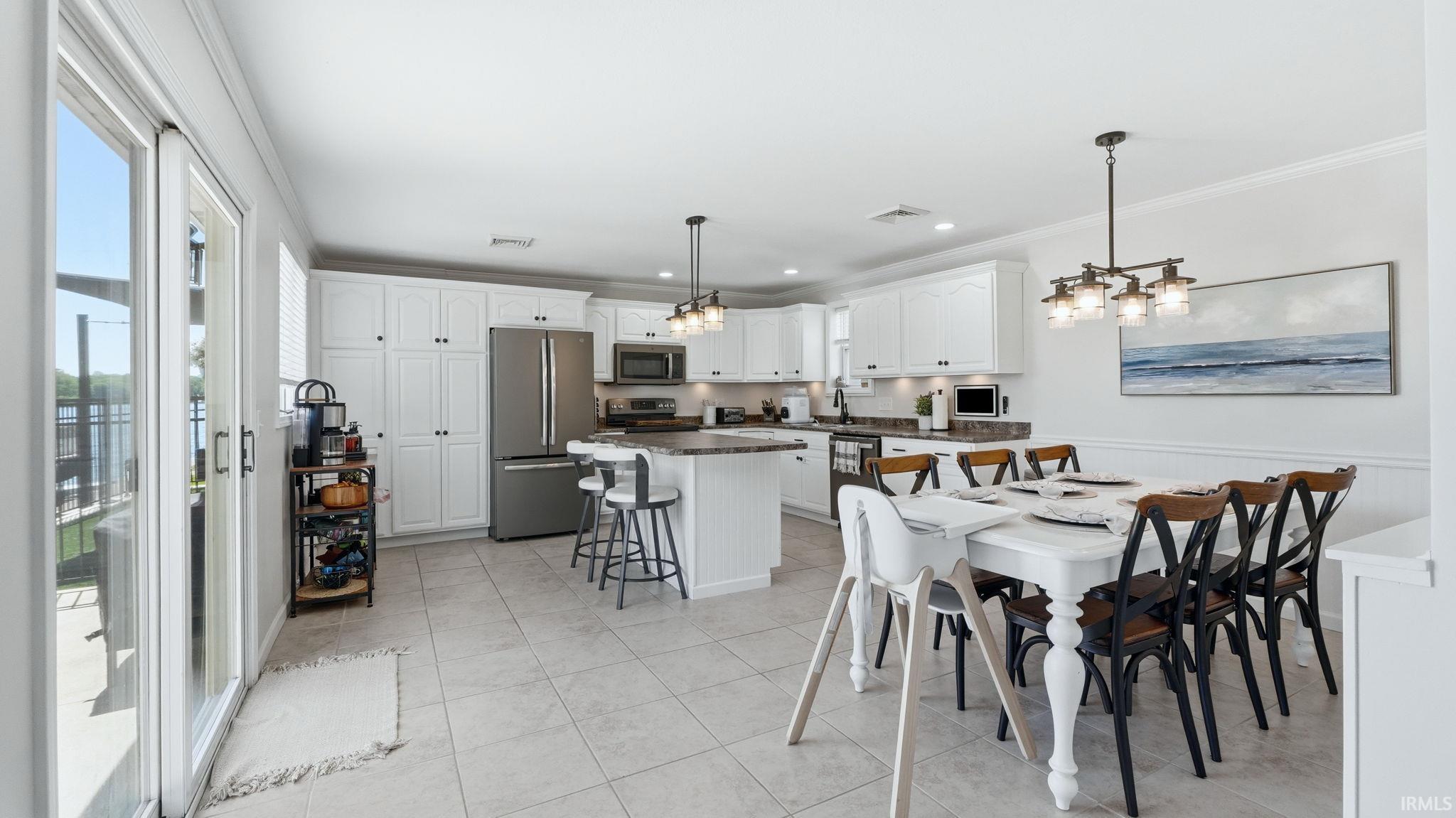 Photo 5 of 1420 N Shore Drive