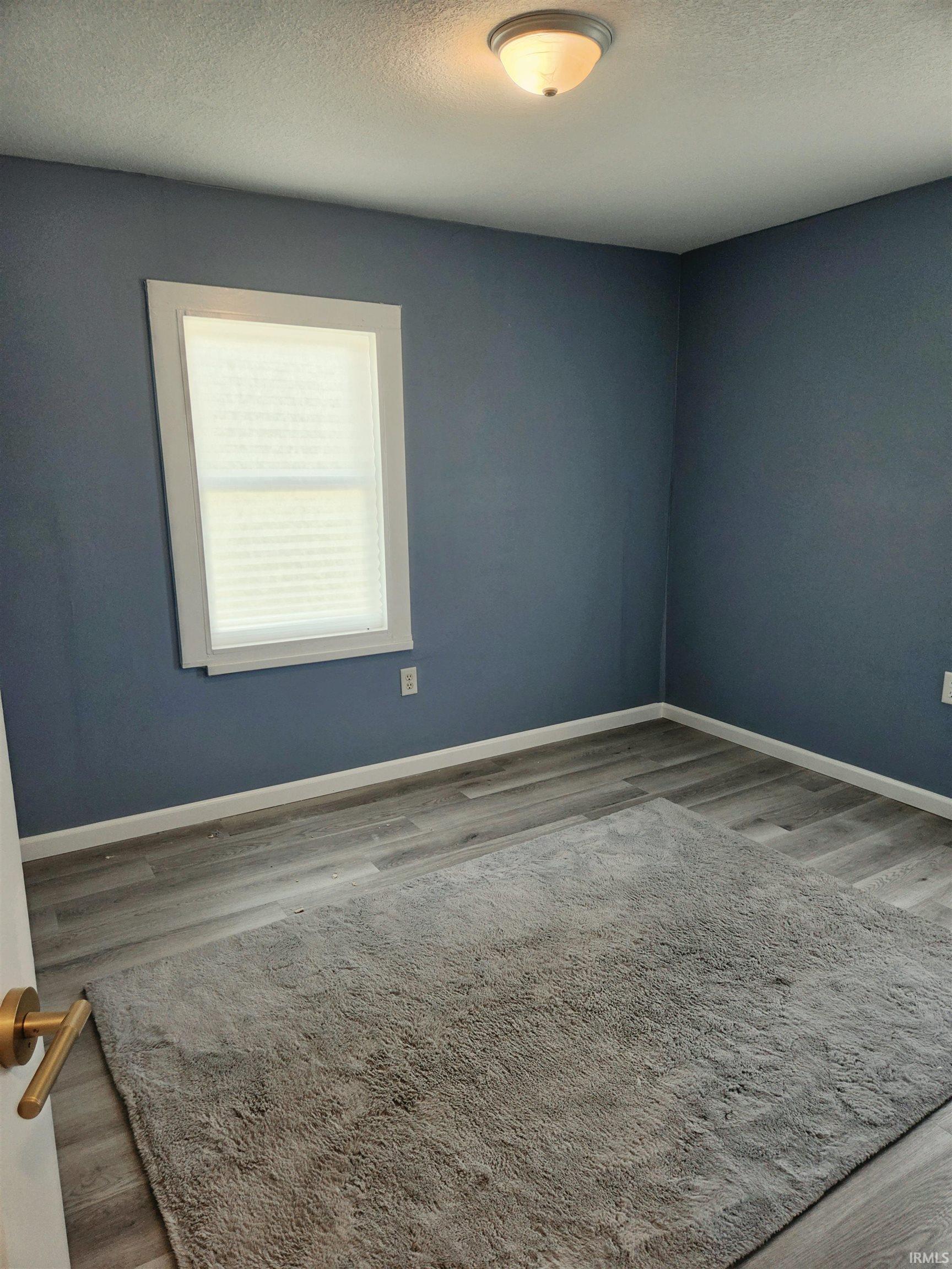 Photo 13 of 522 E Masterson Avenue