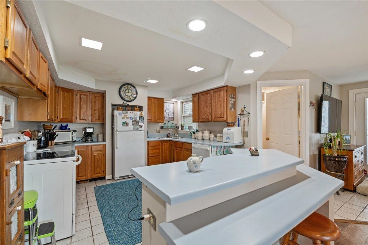 Photo 26 of 9122 N Steinbarger Lake Road