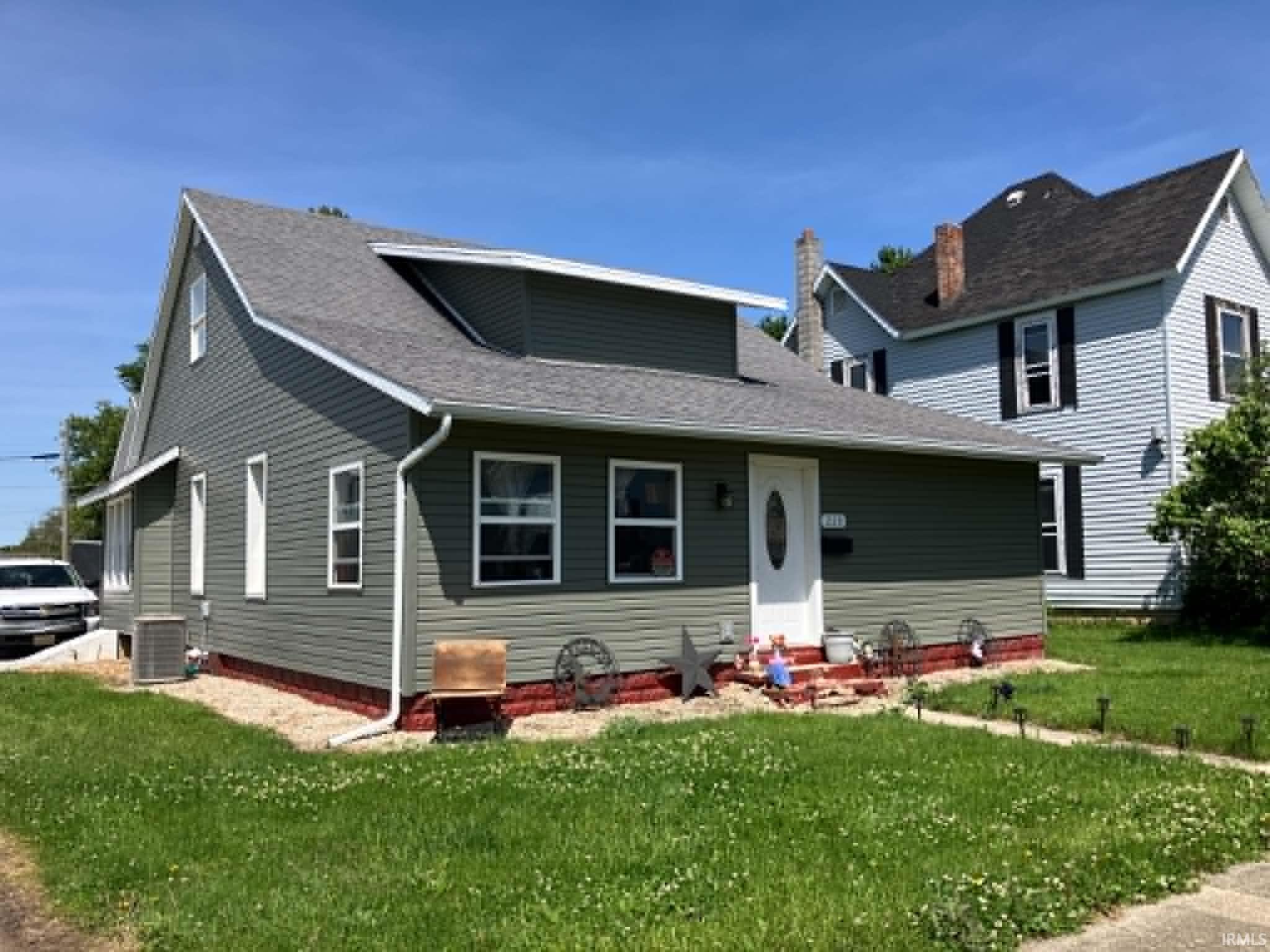 Homes for sale in Dunkirk, IN | 228 E Commerce St, Dunkirk, IN 47336 | MLS# 202619783