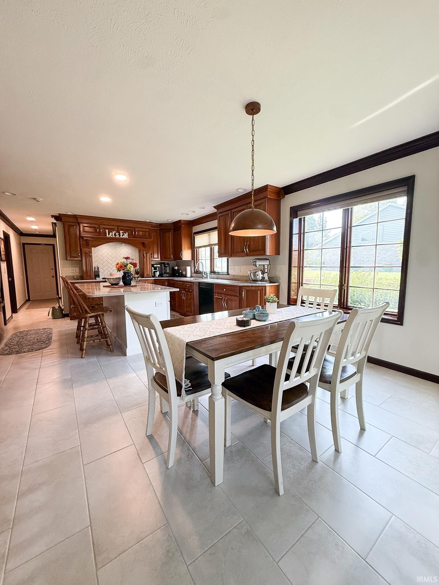 Photo 11 of 3731 Augusta Lane