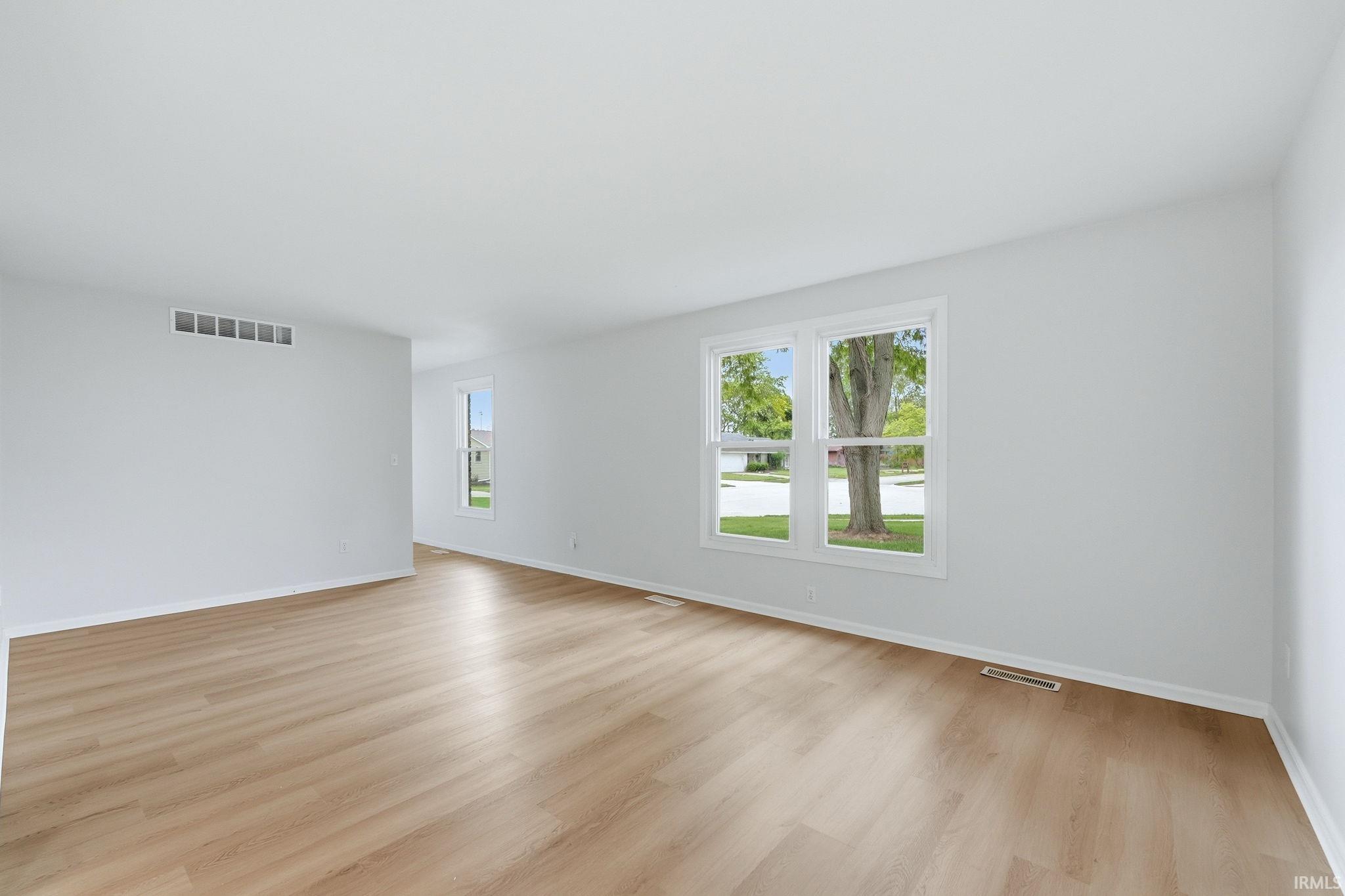 Photo 11 of 7611 Dunleith Court