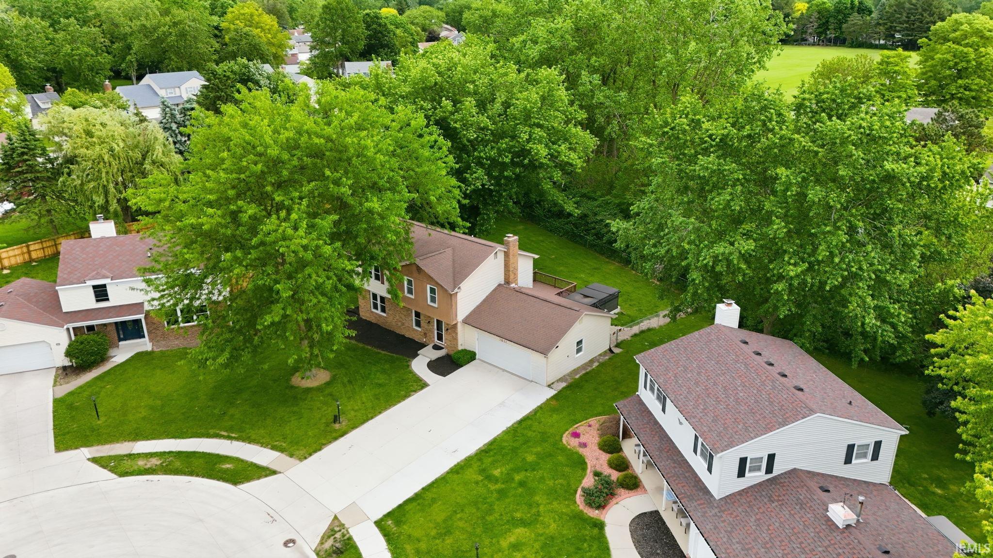 Photo 2 of 7611 Dunleith Court