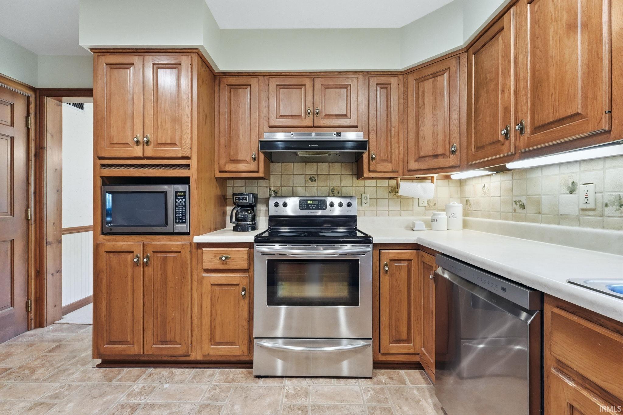Photo 20 of 5715 Kinlock Place