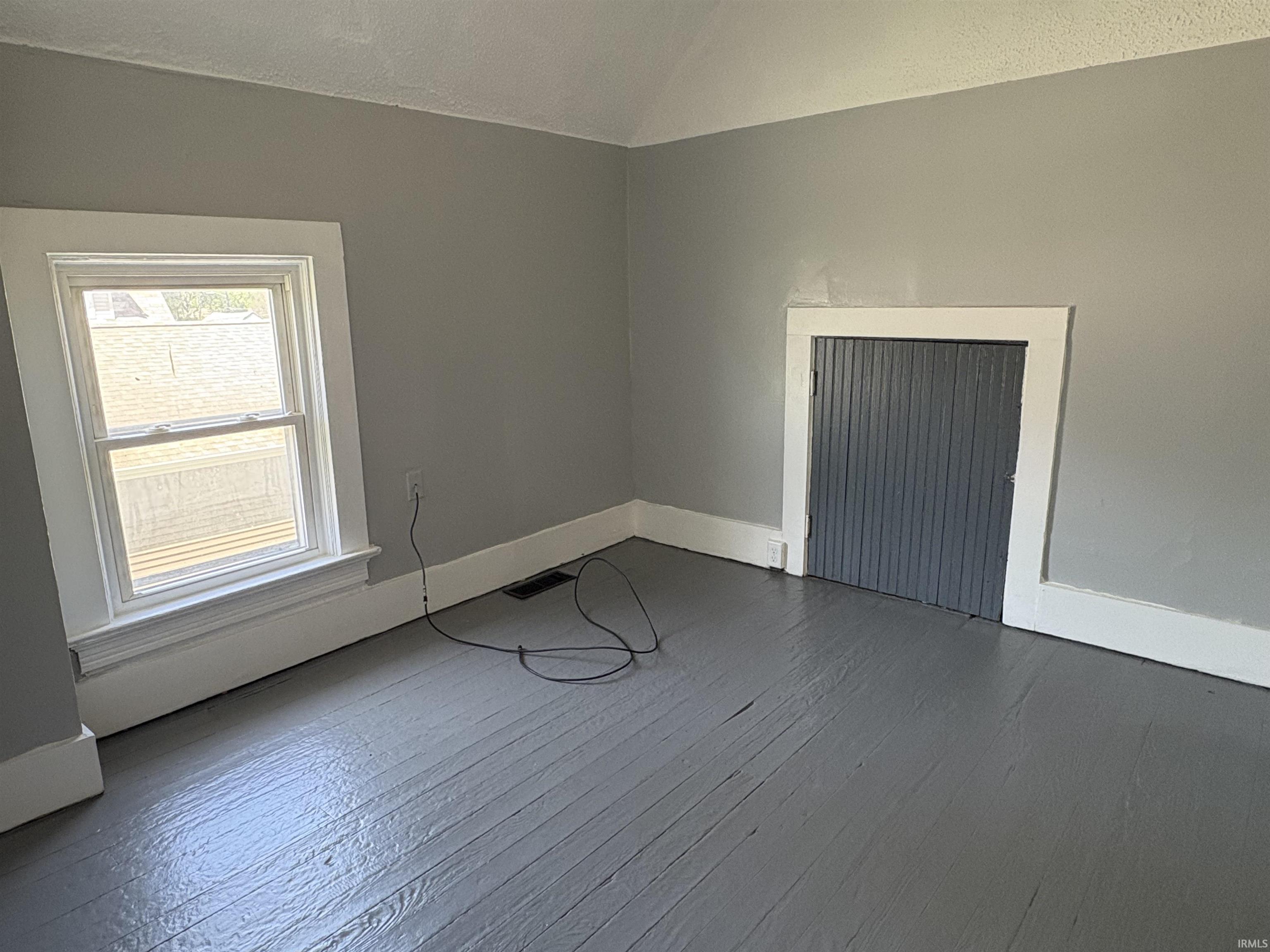 Photo 10 of 2421 Winter Street