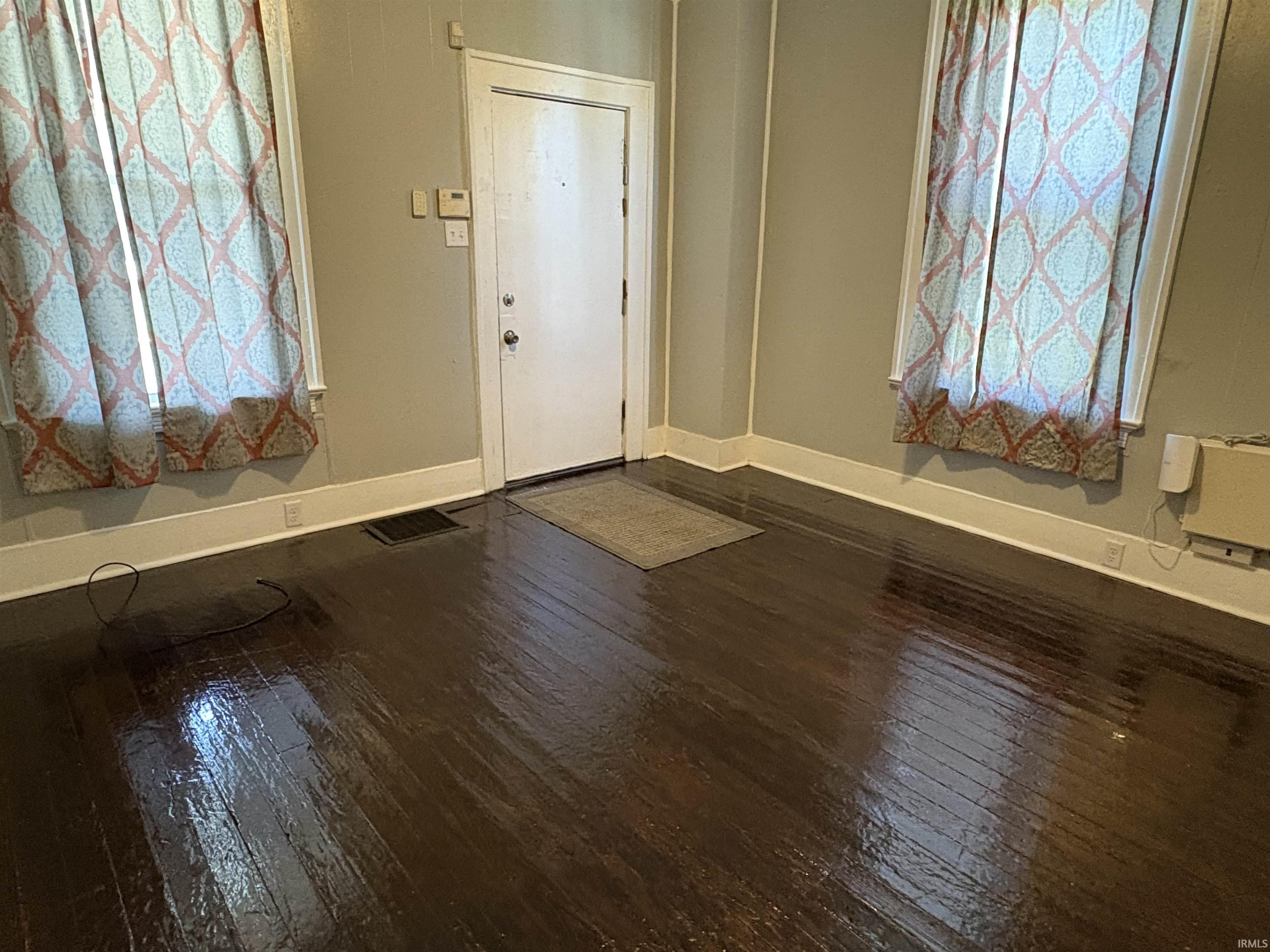 Photo 5 of 2421 Winter Street