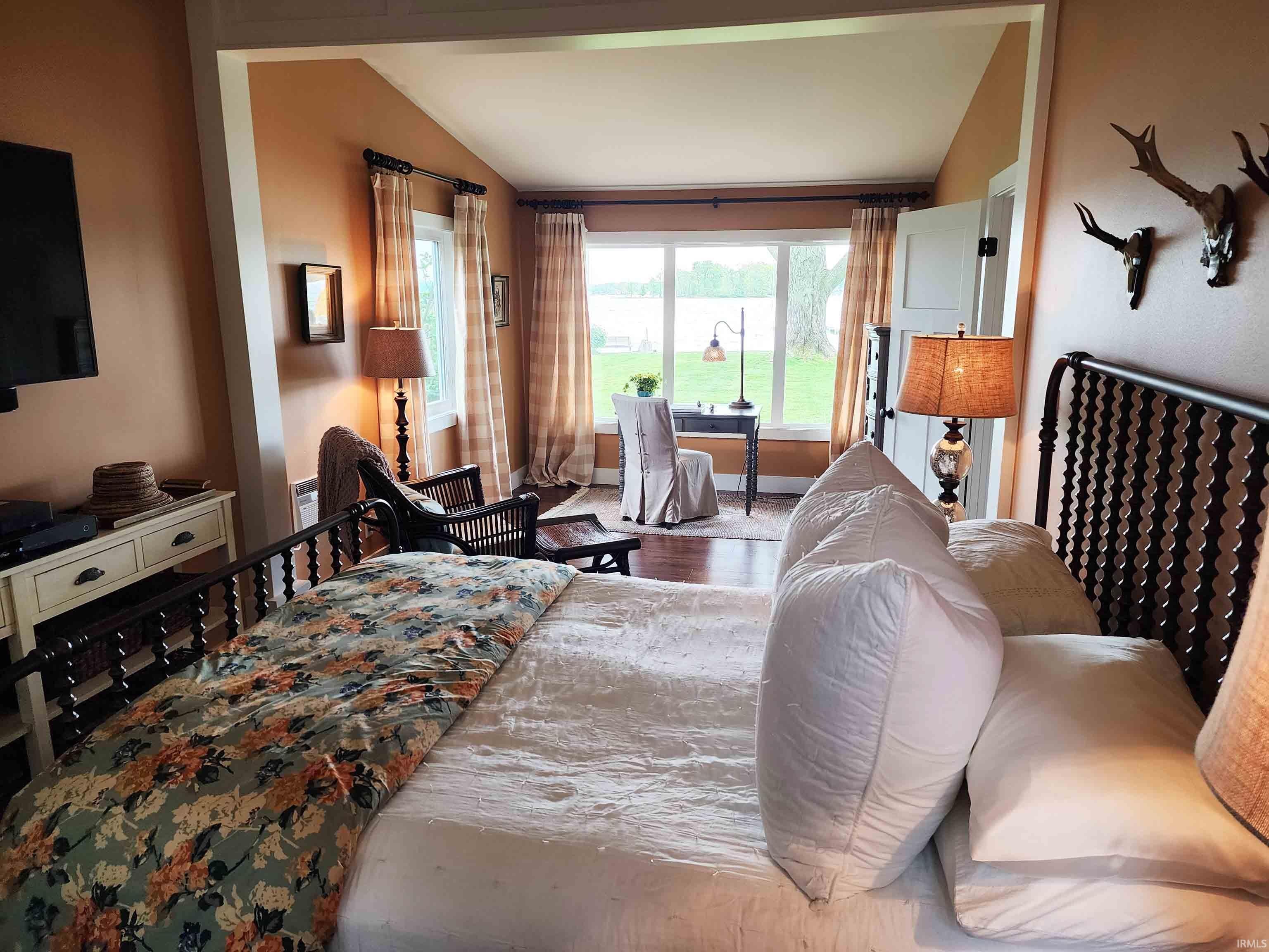 First bedroom toward lakeside window.
