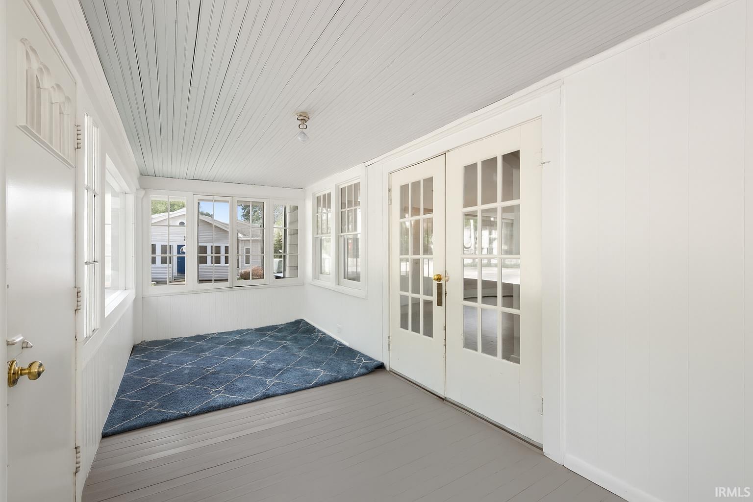 Photo 2 of 1112 Park Avenue