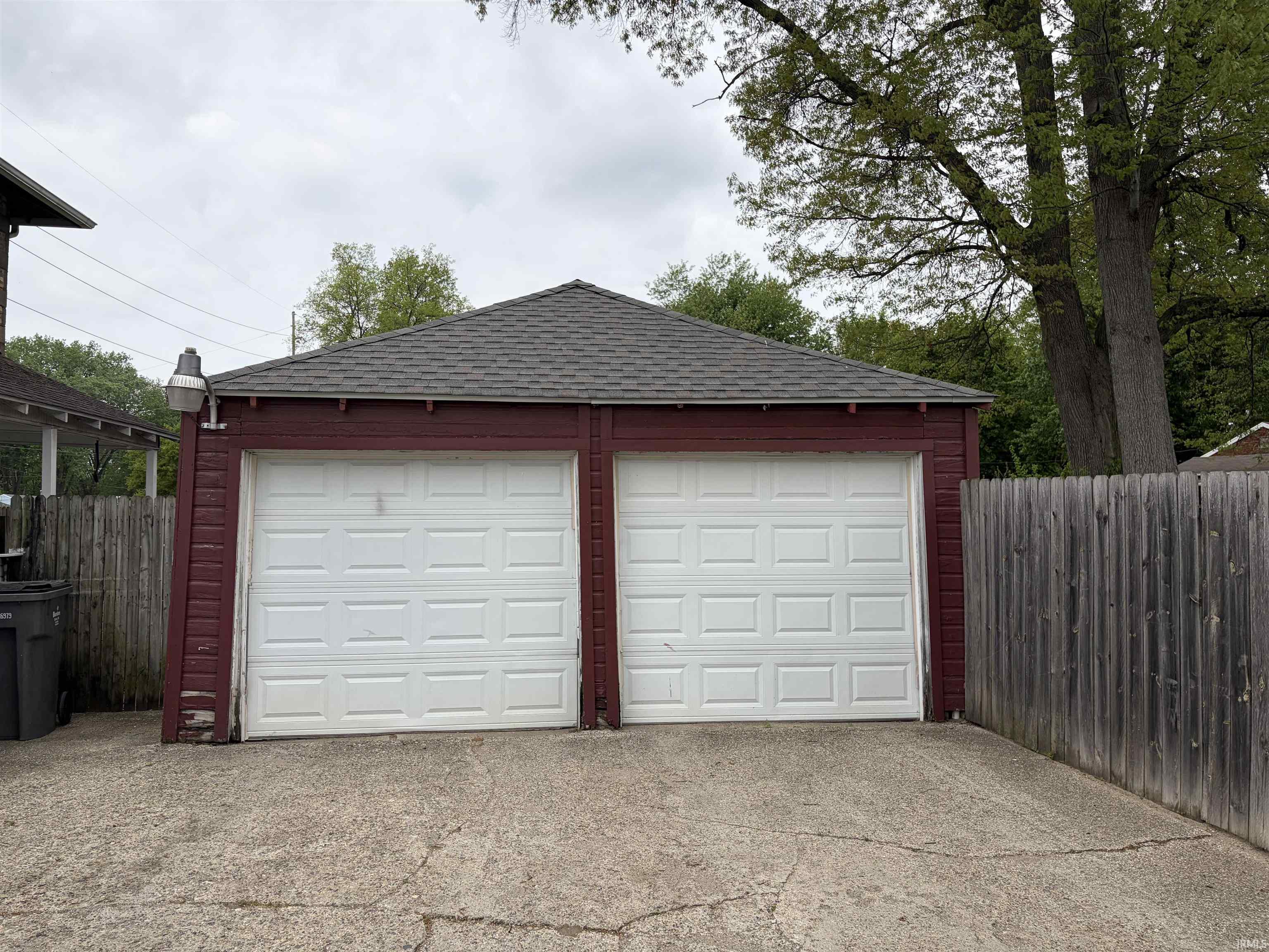Photo 4 of 156 W Simonton Street