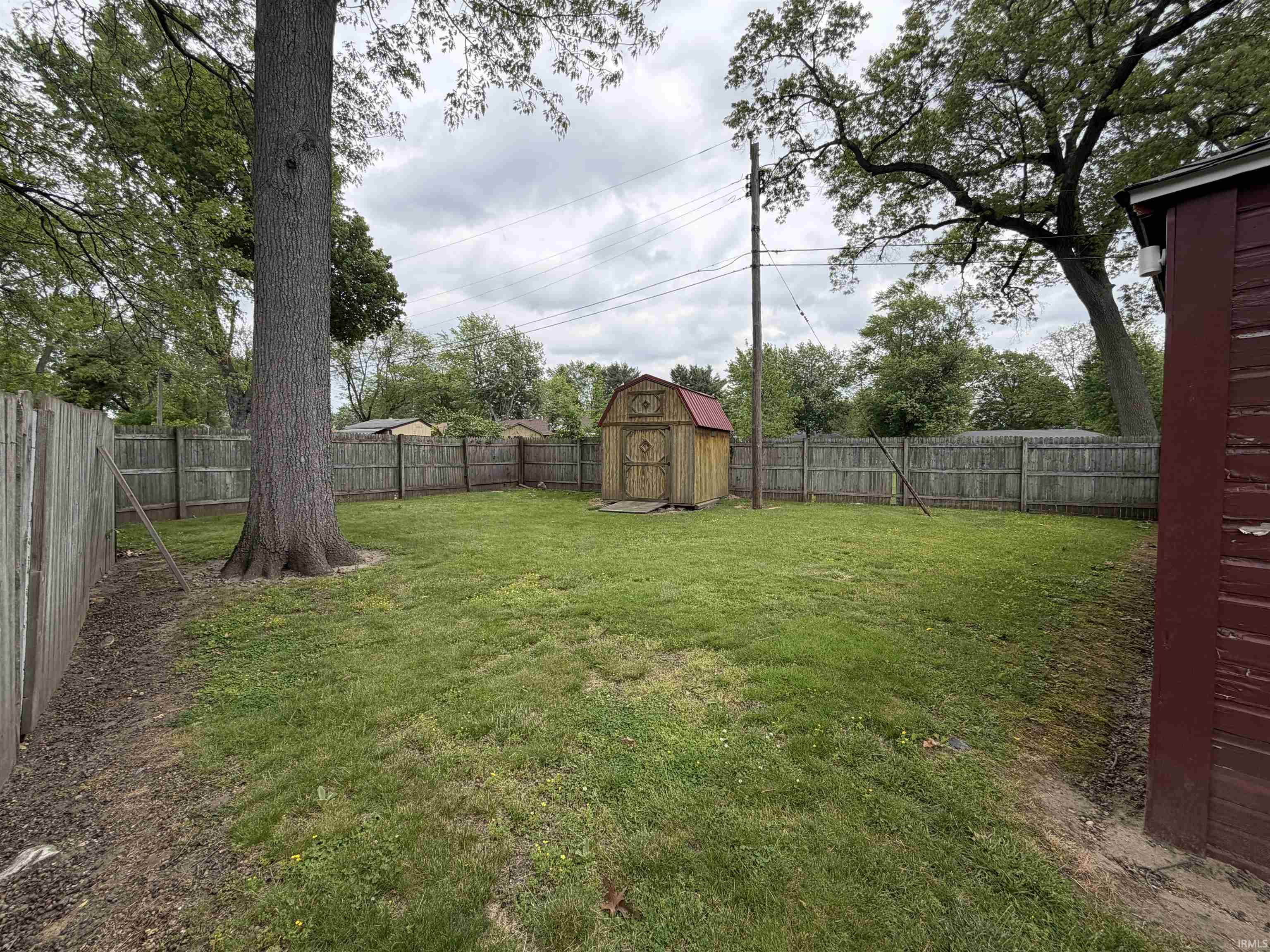 Photo 5 of 156 W Simonton Street