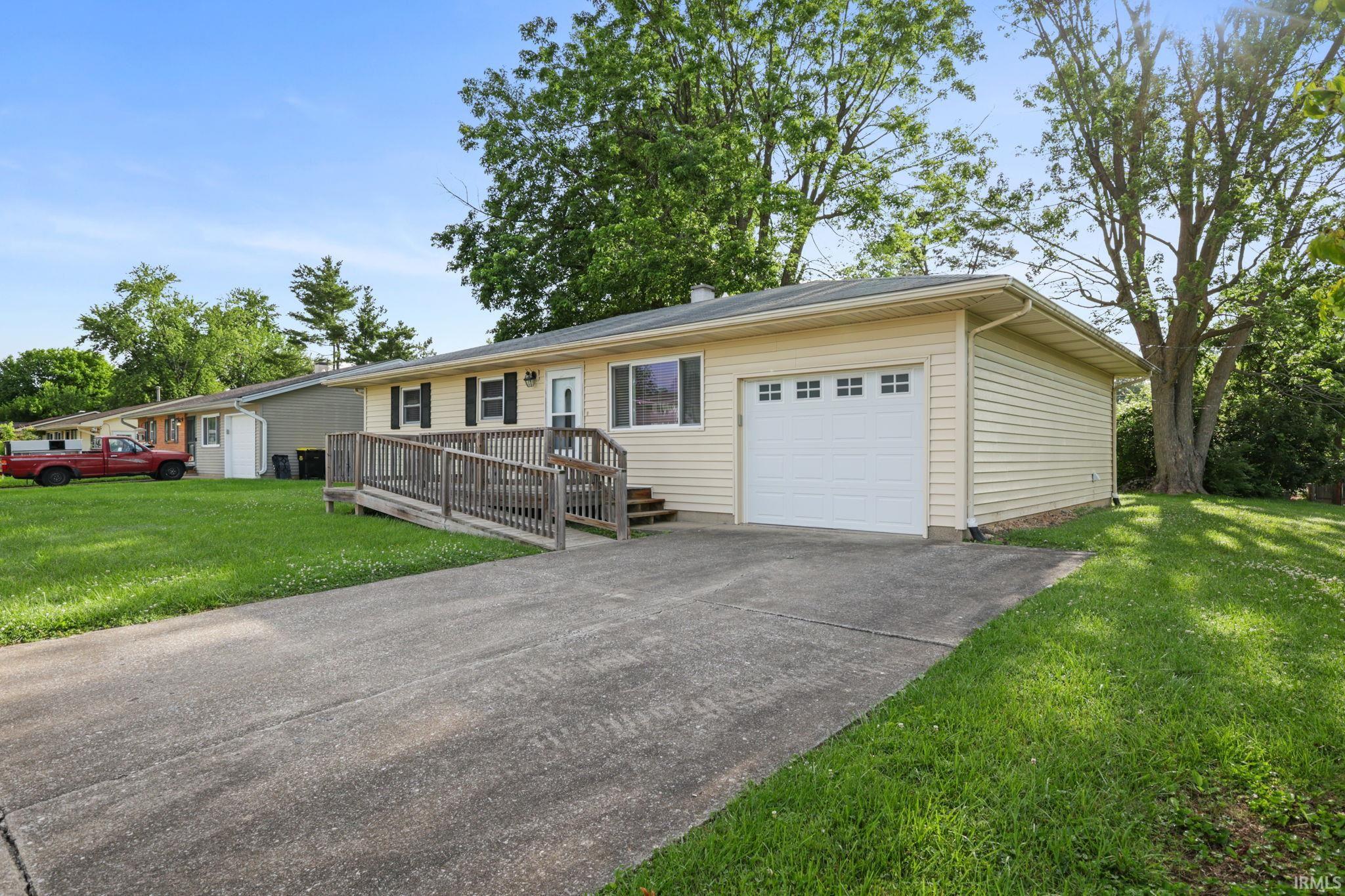 2nd image of 717 S Western Dr, Bloomington, IN 47403 | MLS# 202620055