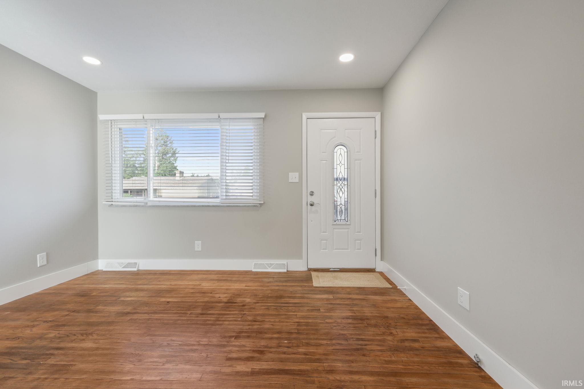 4th image of 717 S Western Dr, Bloomington, IN 47403 | MLS# 202620055