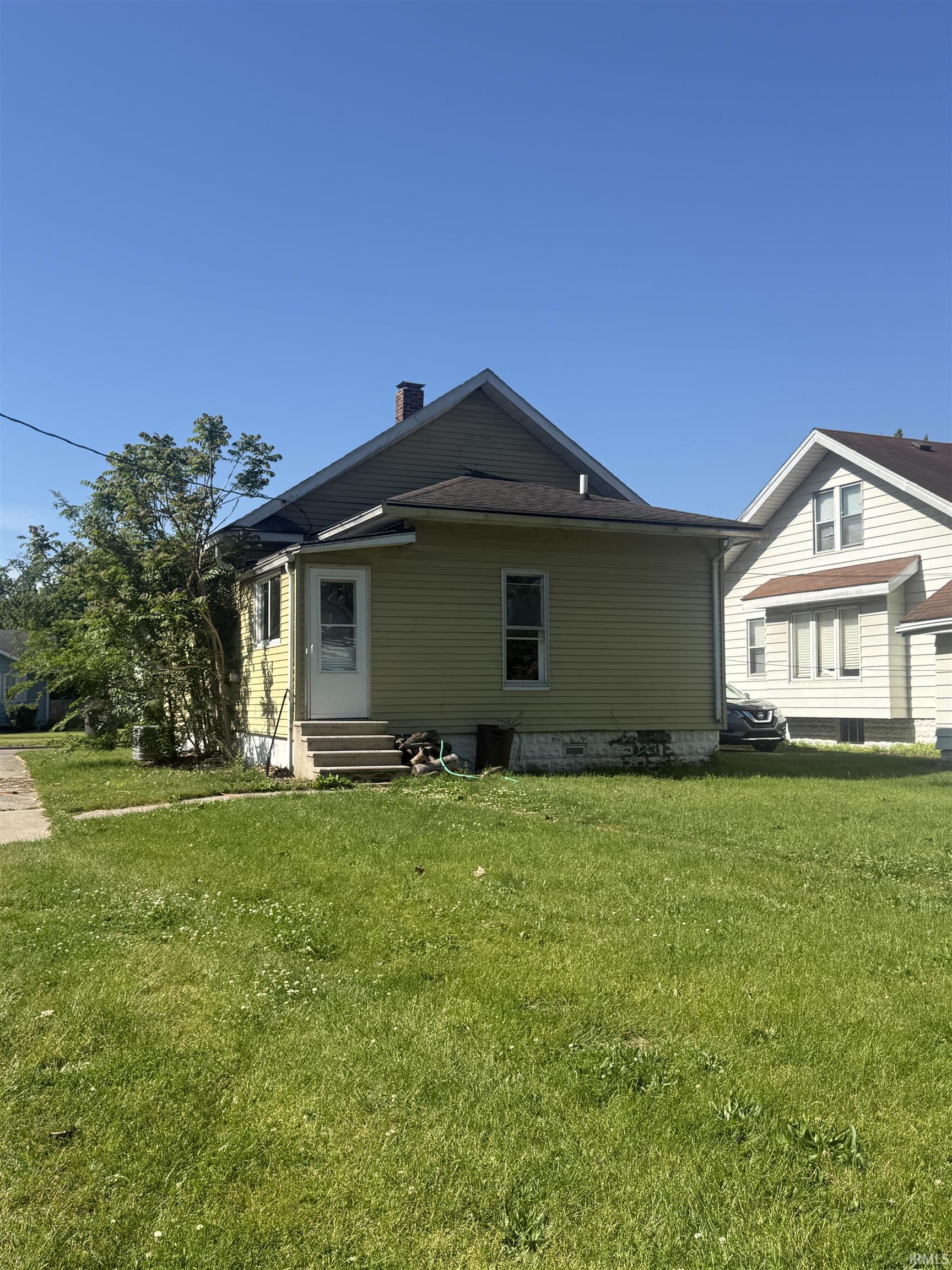 Photo 1 of 1500 W Lexington Avenue