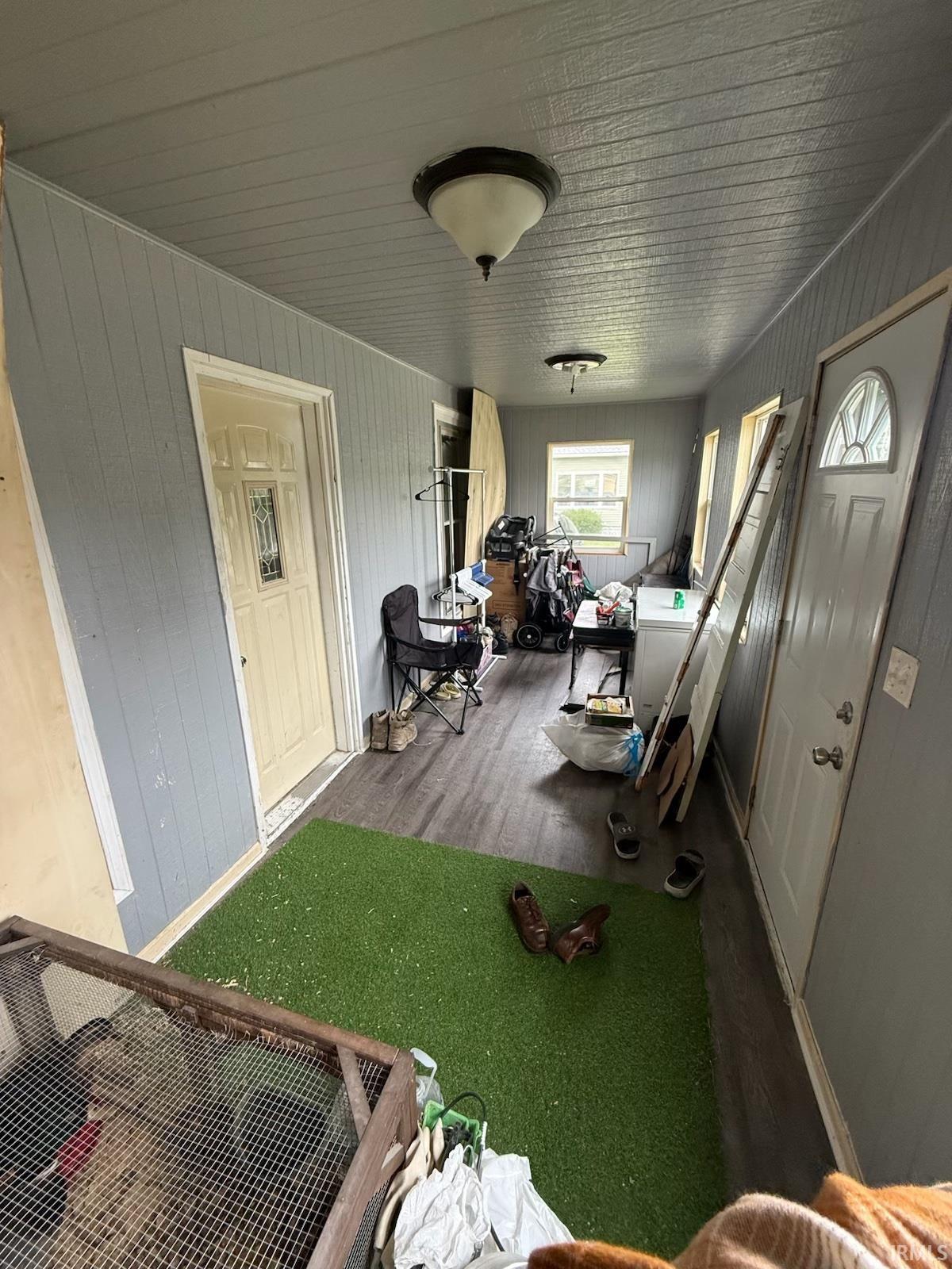 Photo 4 of 1500 W Lexington Avenue