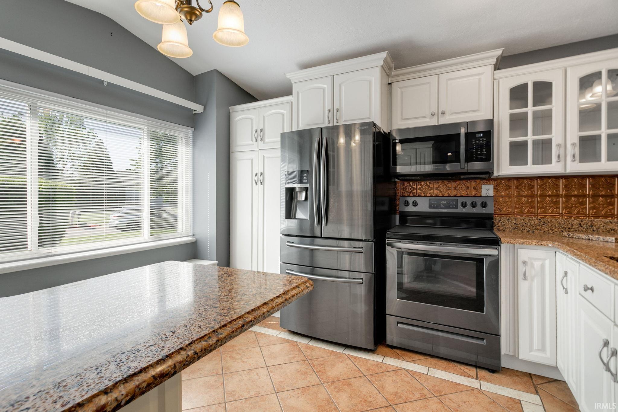 Photo 8 of 27407 Cobblestone Way