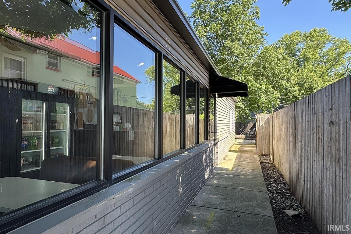 Photo 29 of 218 E Vistula Street