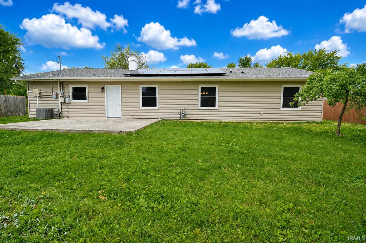 Photo 16 of 2207 Legoma Drive
