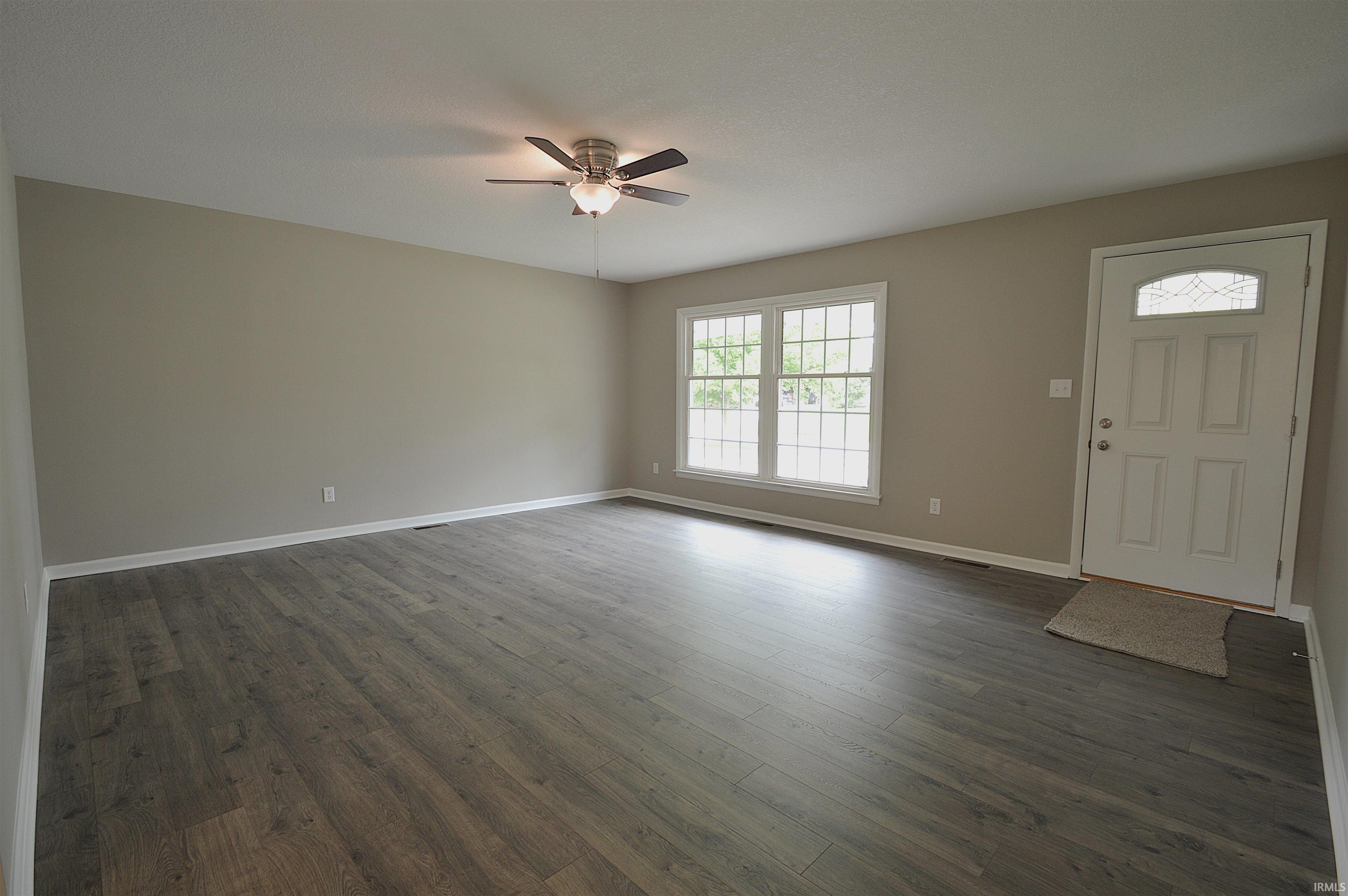 Photo 2 of 2207 Legoma Drive