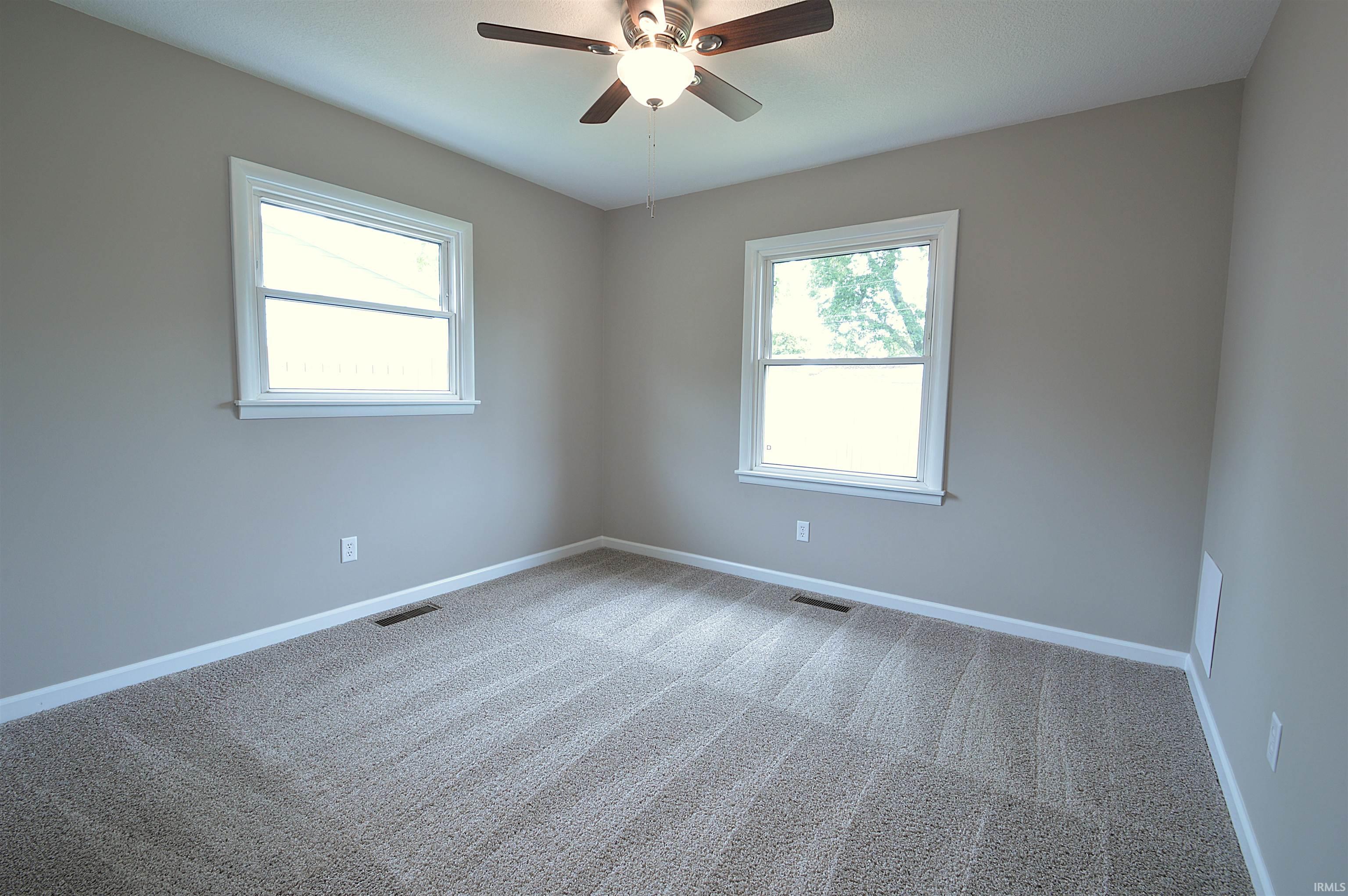 Photo 8 of 2207 Legoma Drive