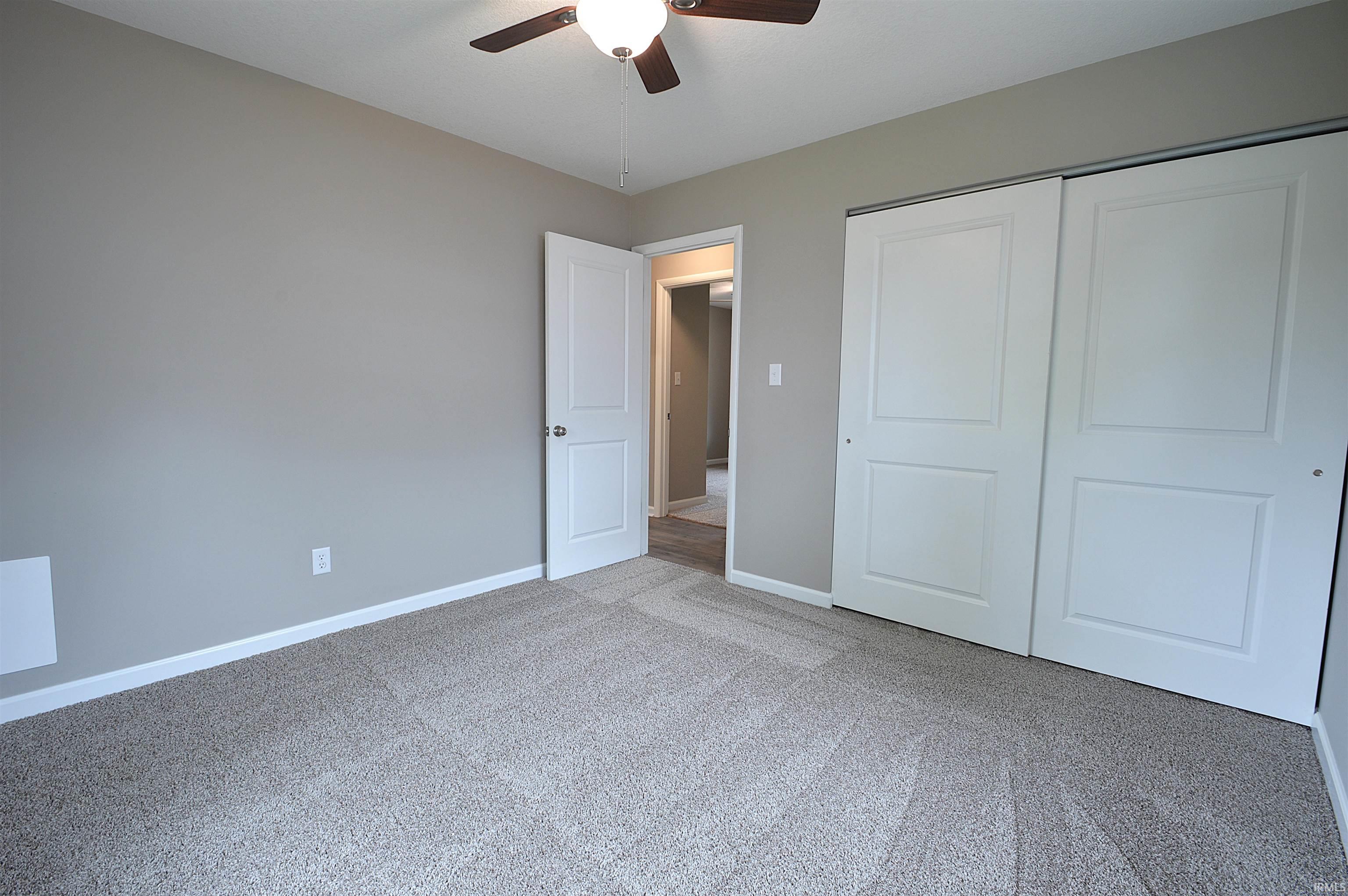 Photo 9 of 2207 Legoma Drive