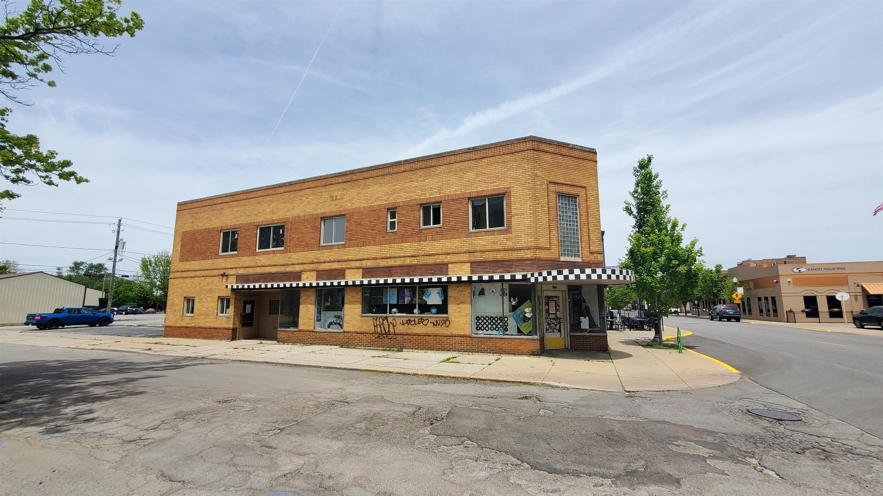 Photo 4 of 1836 S Calhoun Street